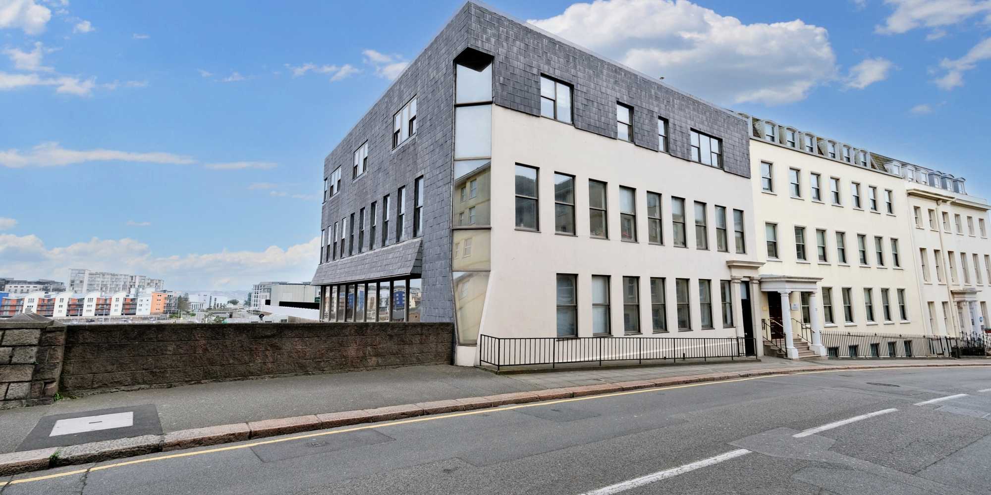 Piermont House Offices Broadlands