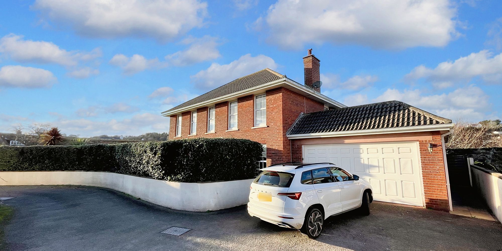 Find your home Broadlands