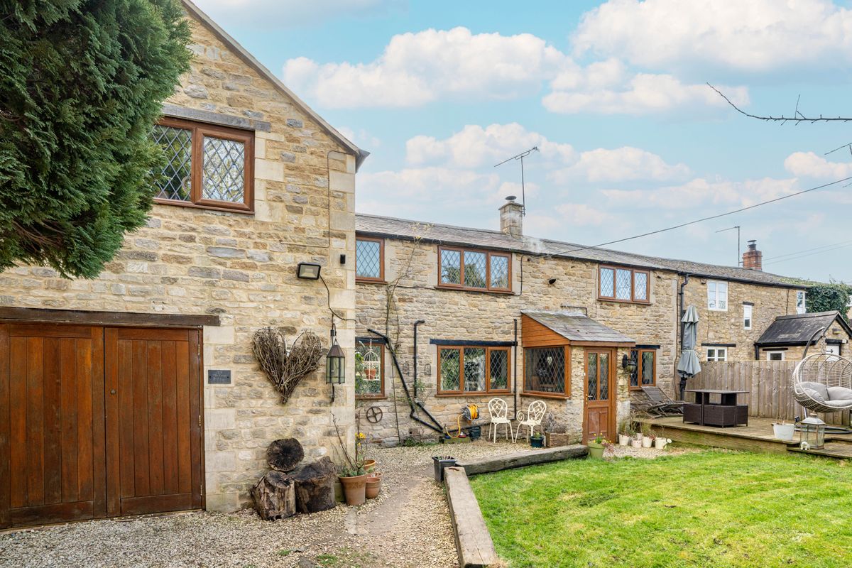 3 bedroom Cottage for sale in Meadow View Cottage Breckon & Breckon