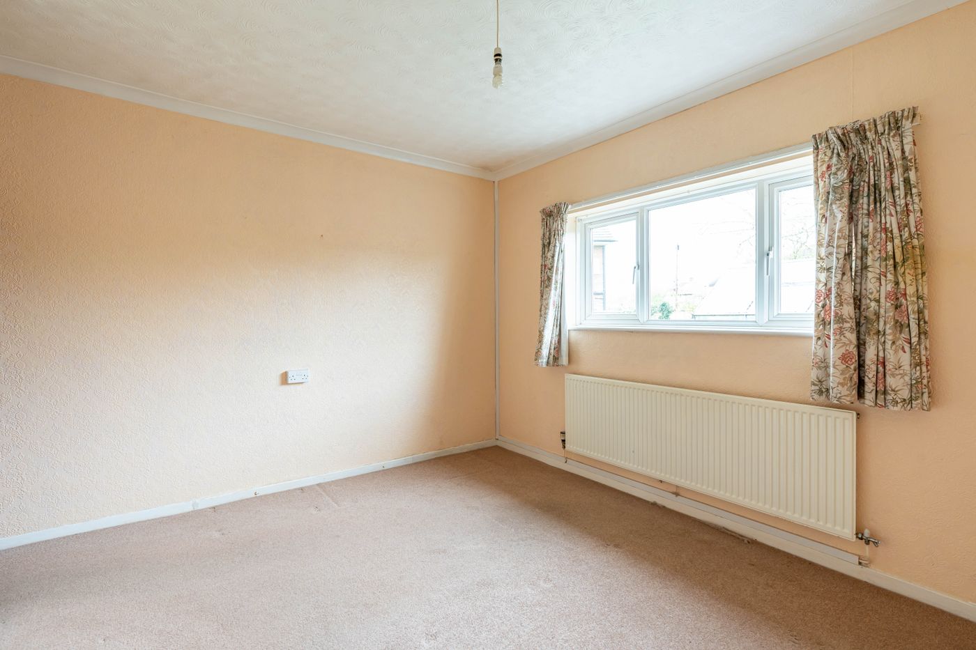 2 bedroom Bungalow for sale in West Avenue, Abingdon, OX14 Breckon