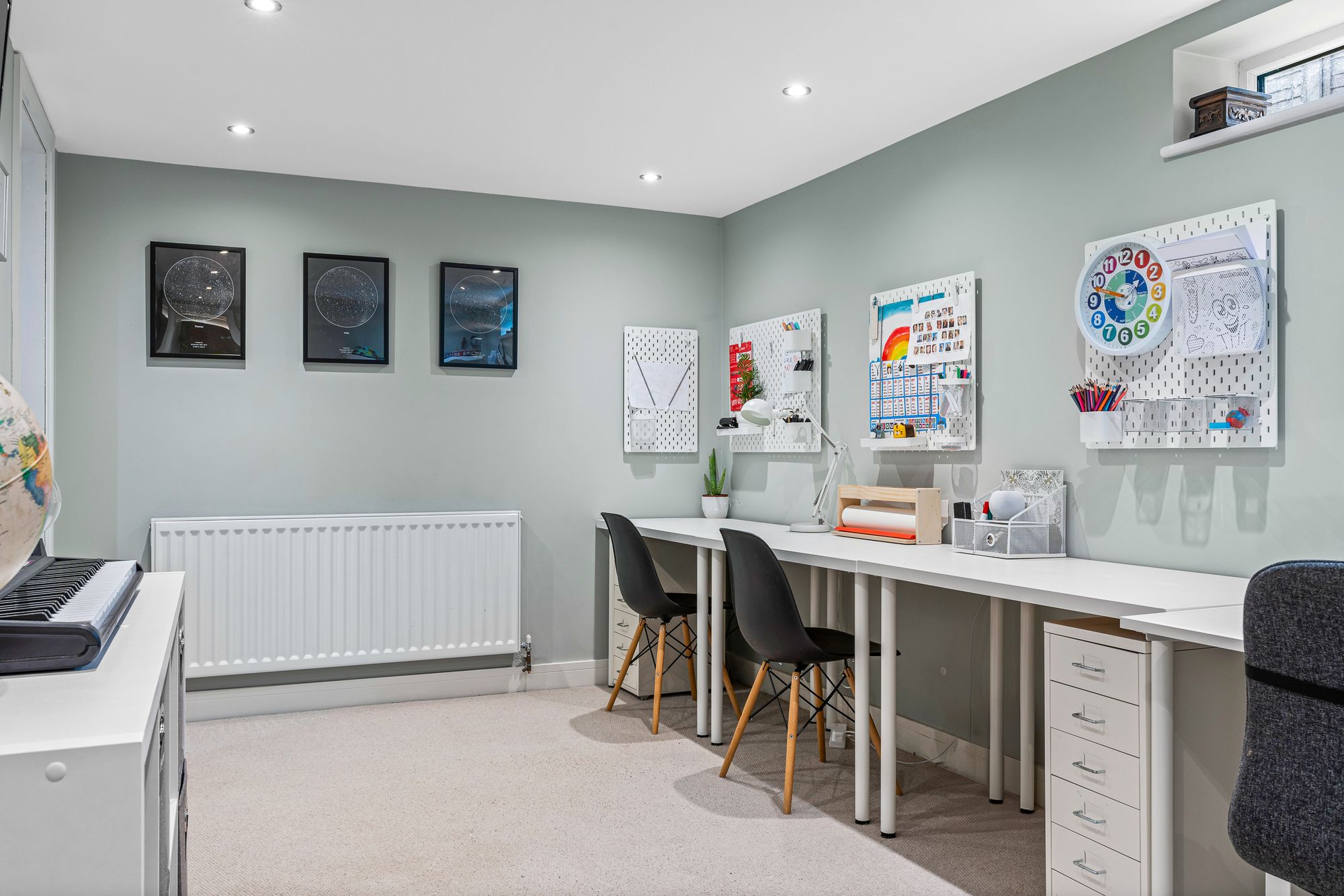 High Oak Road, Ware, SG12 Elliot Heath