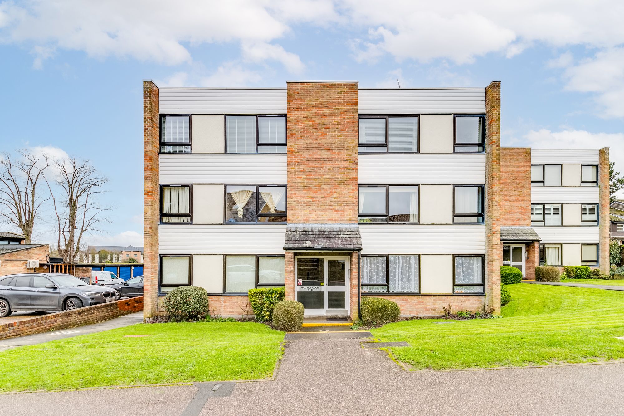 Hoe Lane, Ware, SG12 Elliot Heath