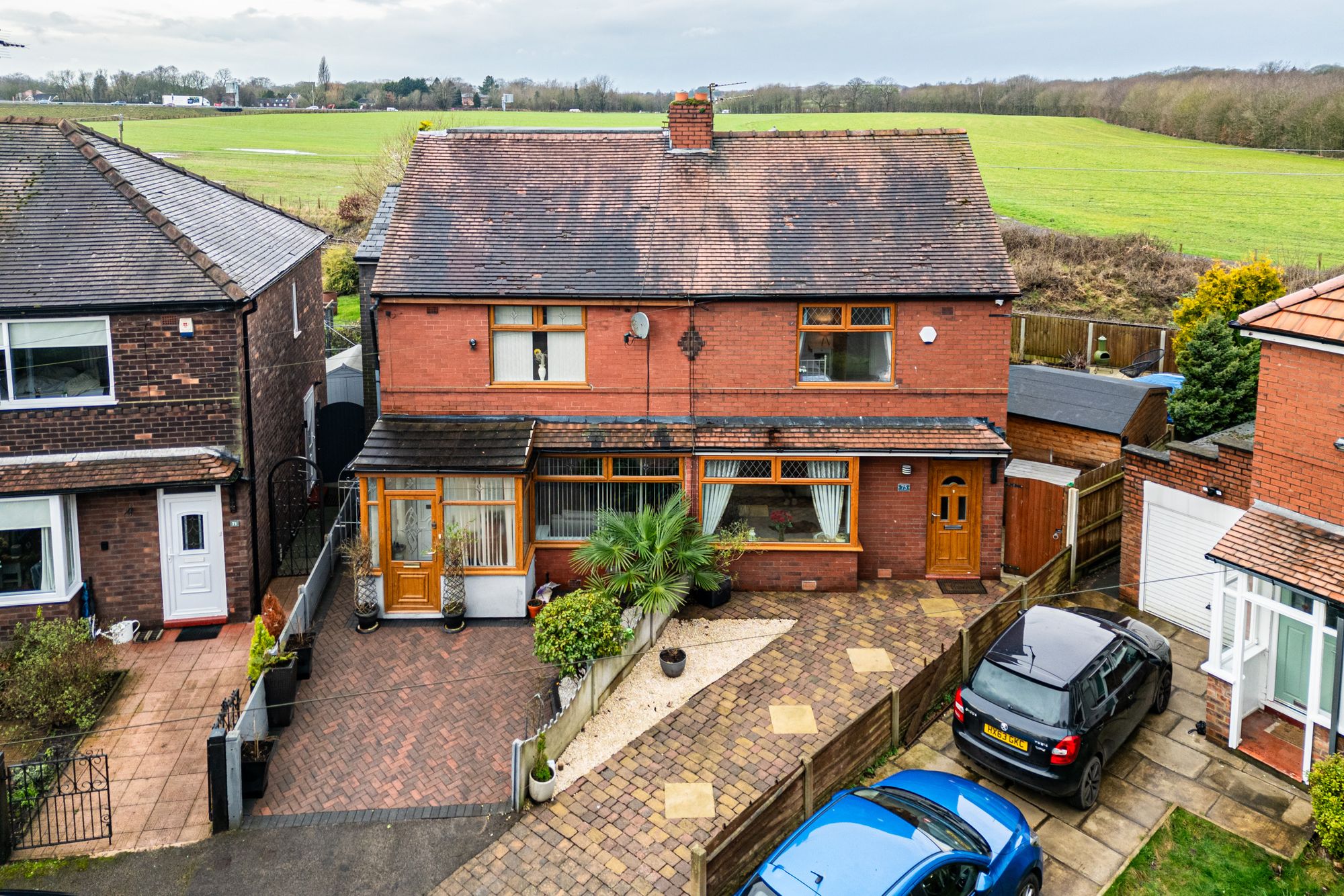 Golborne Dale Road, NewtonLeWillows, WA12 Ashtons Estate Agency