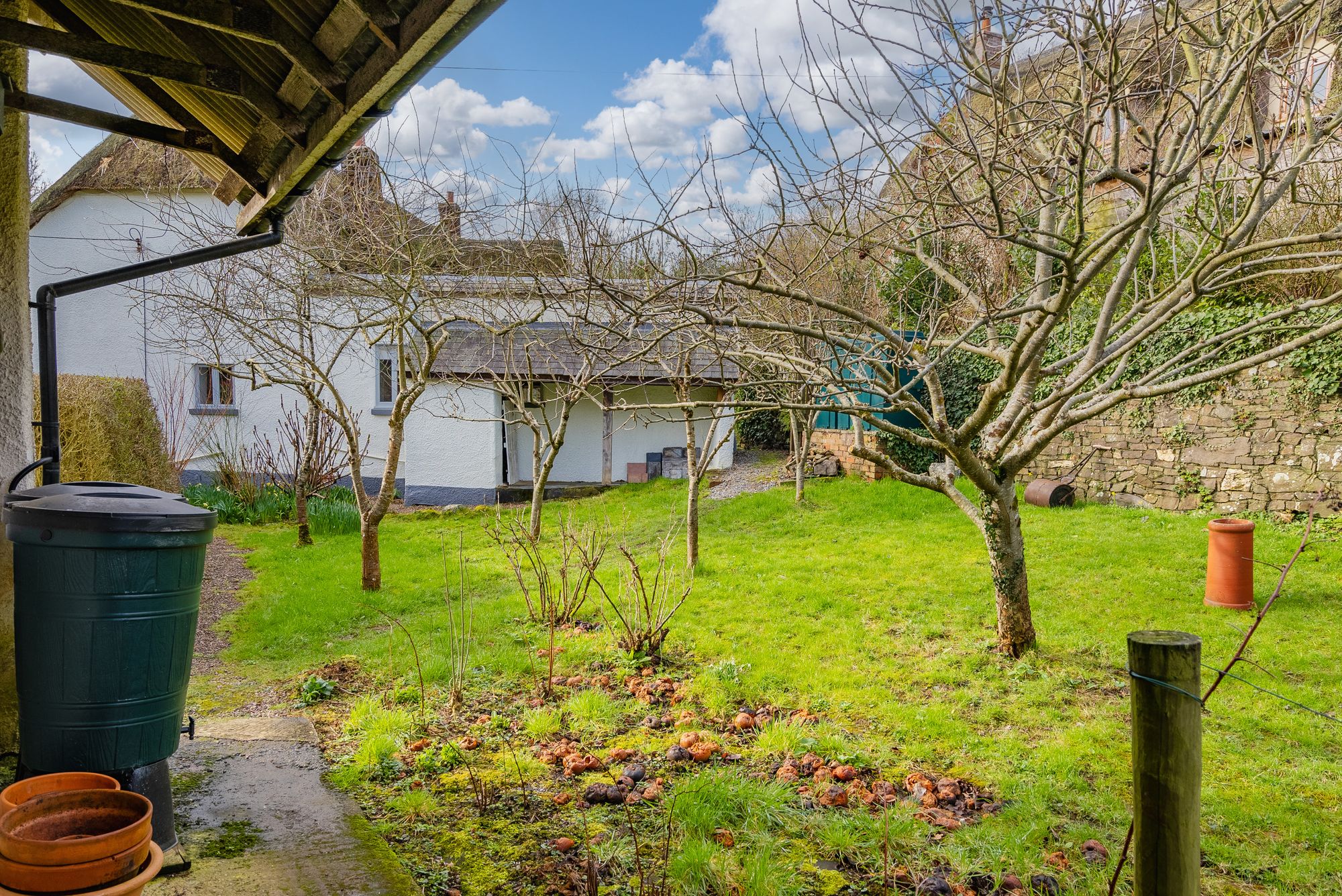 Yeoford, Crediton, EX17 Helmores