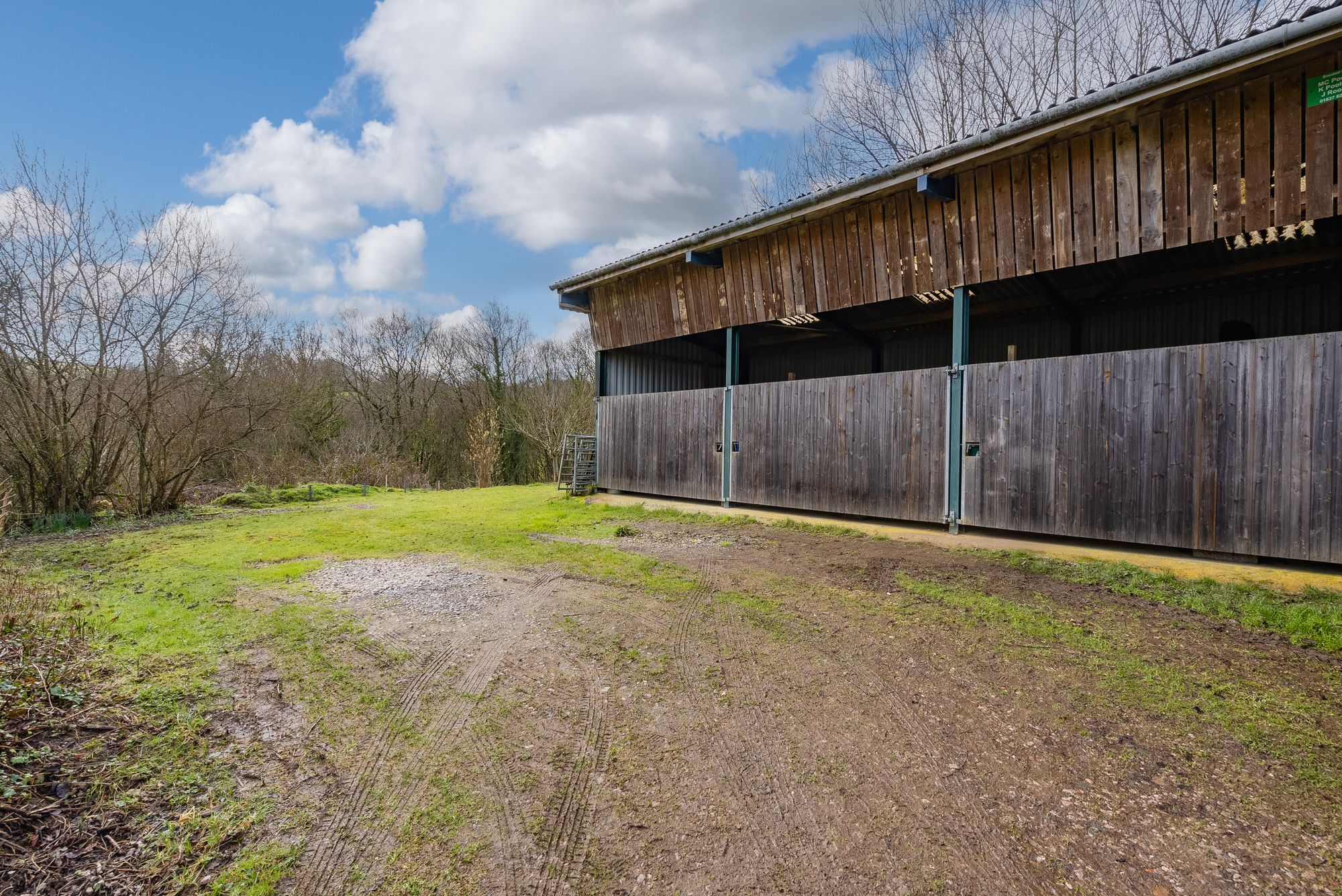 Yeoford, Crediton, EX17 Helmores