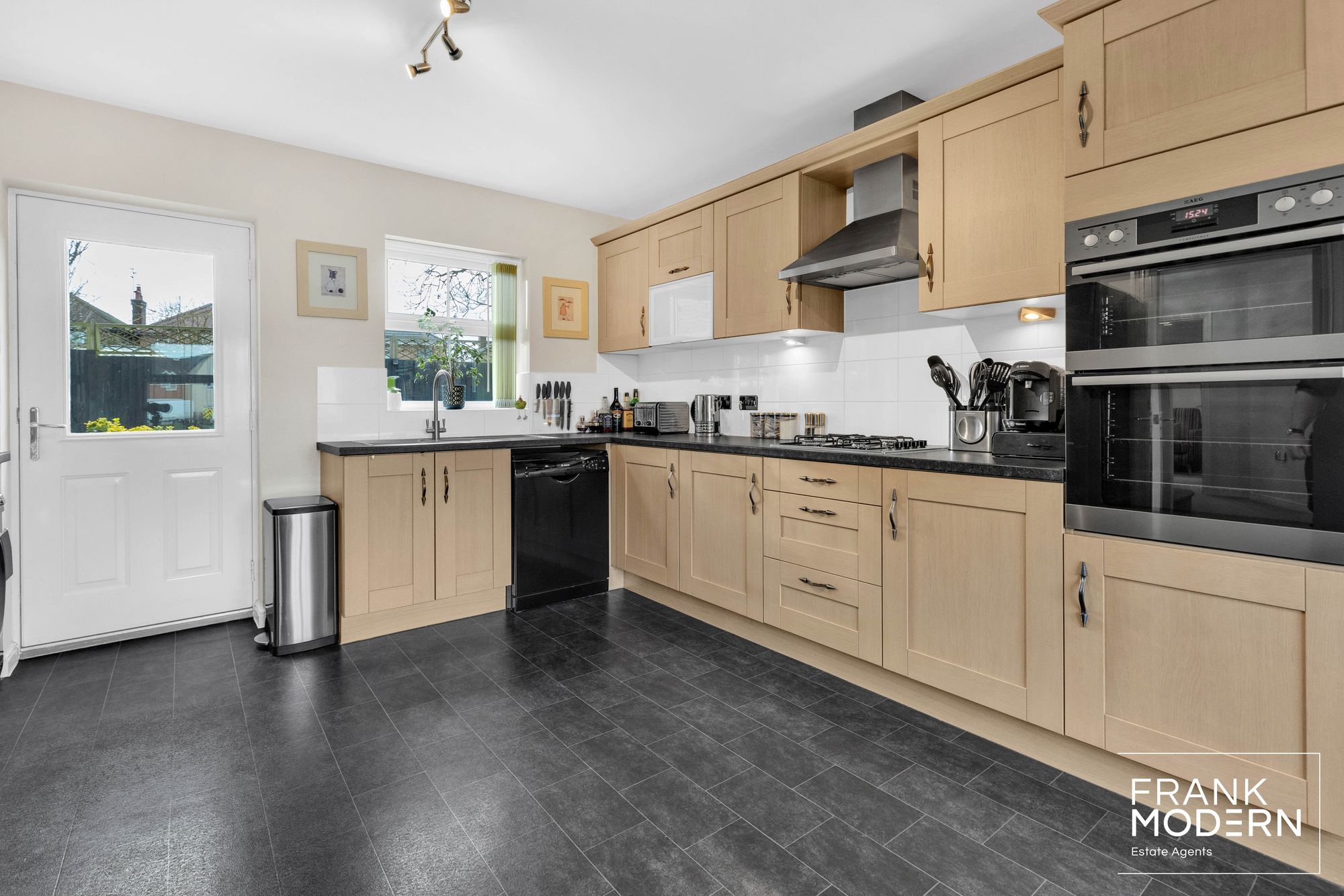 Shackleton Way, Yaxley, PE7 Frank Modern