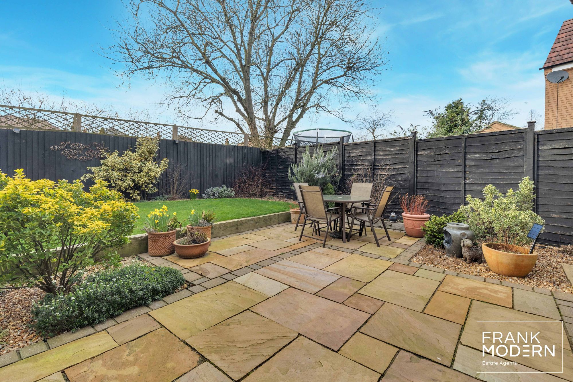 Shackleton Way, Yaxley, PE7 Frank Modern