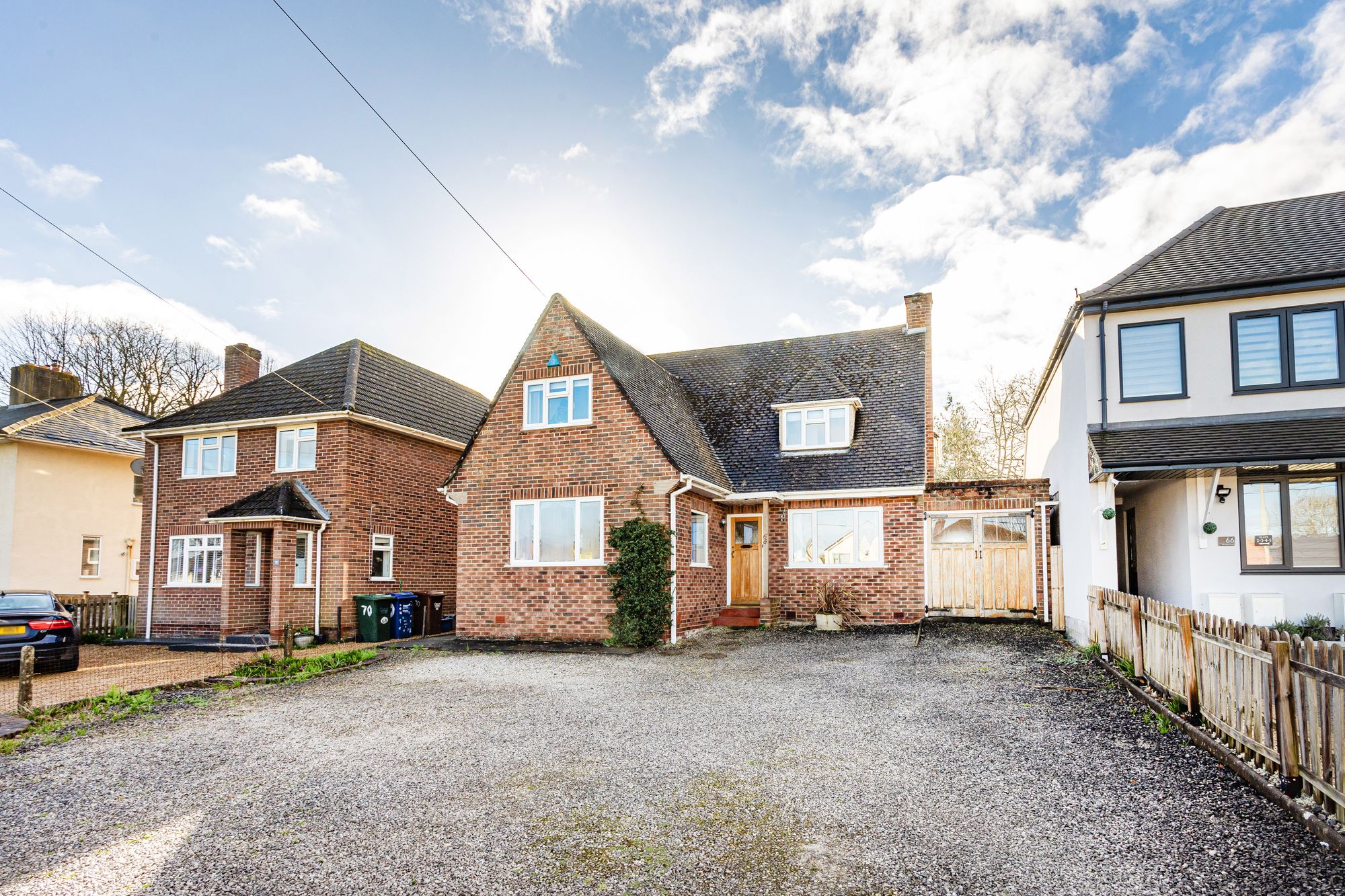 4 bedroom Detached for sale in Bicester Road, Kidlington, OX5 Breckon