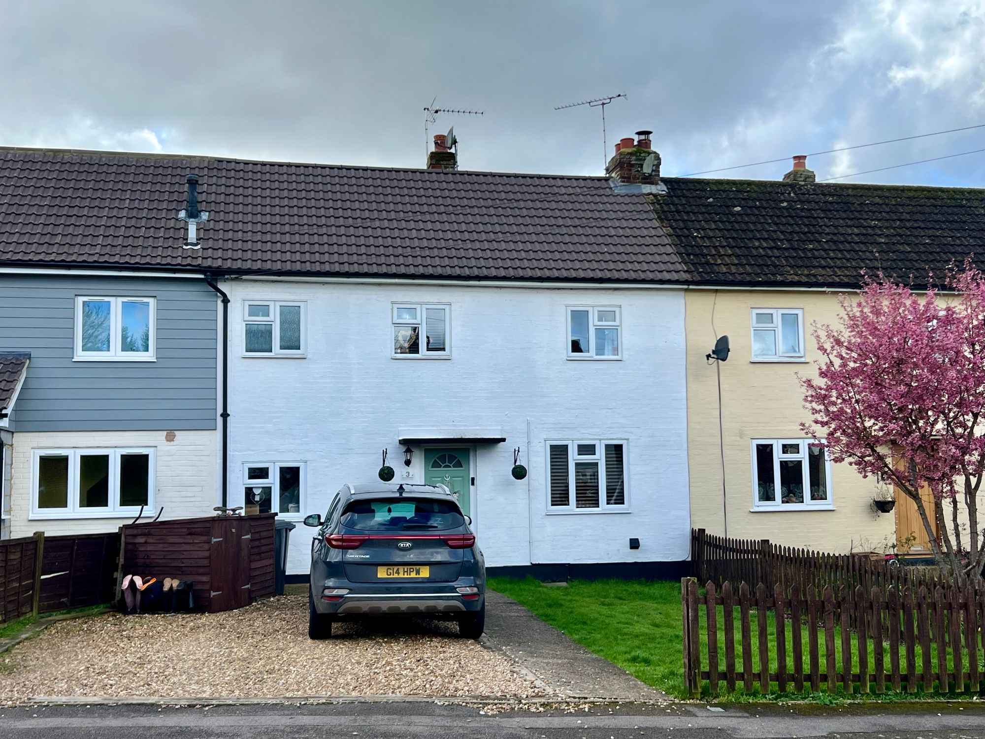 Properties Page 7 of 12 Elliot Heath