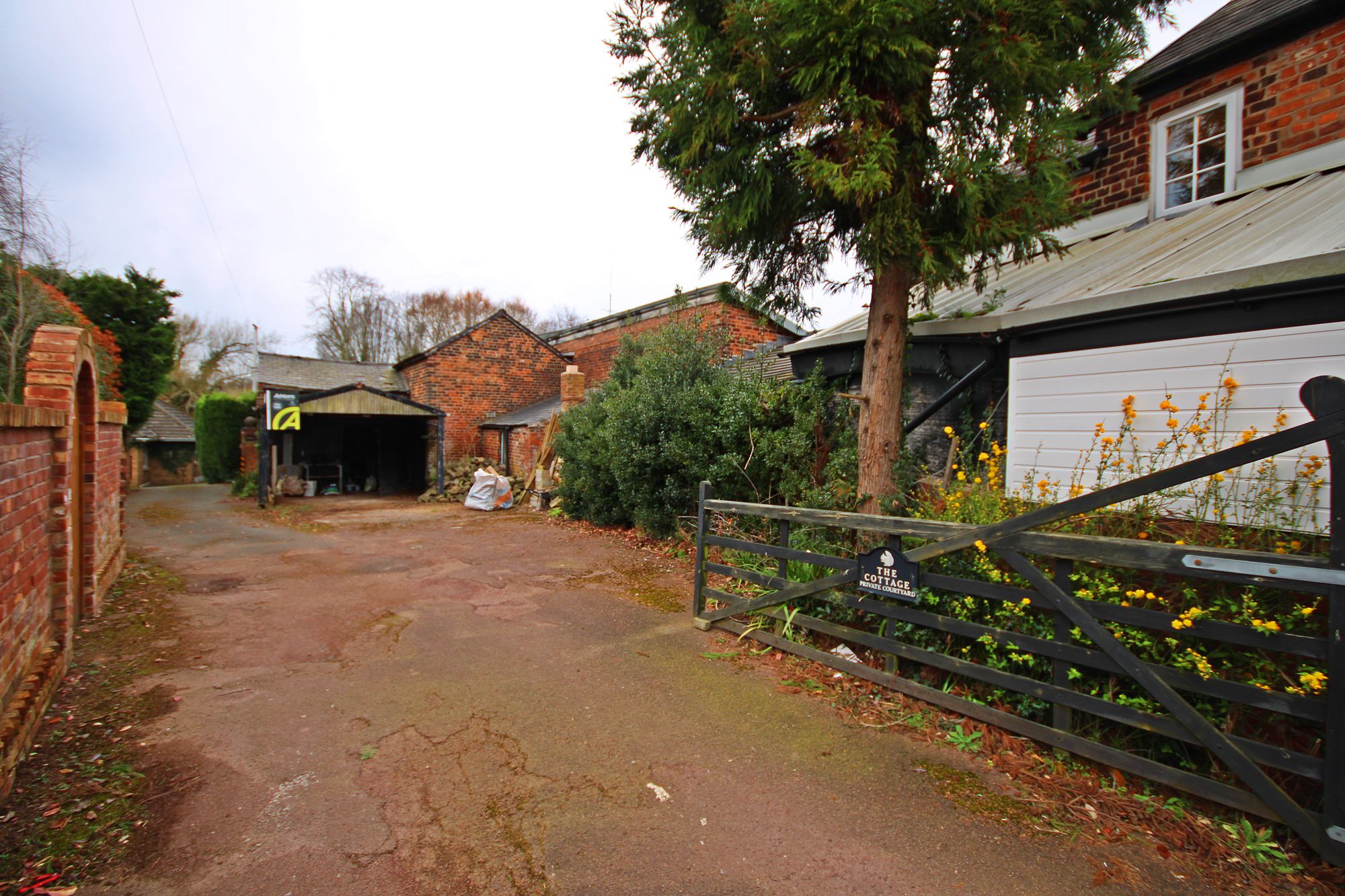 The Barn, Bellhouse Lane, Warrington