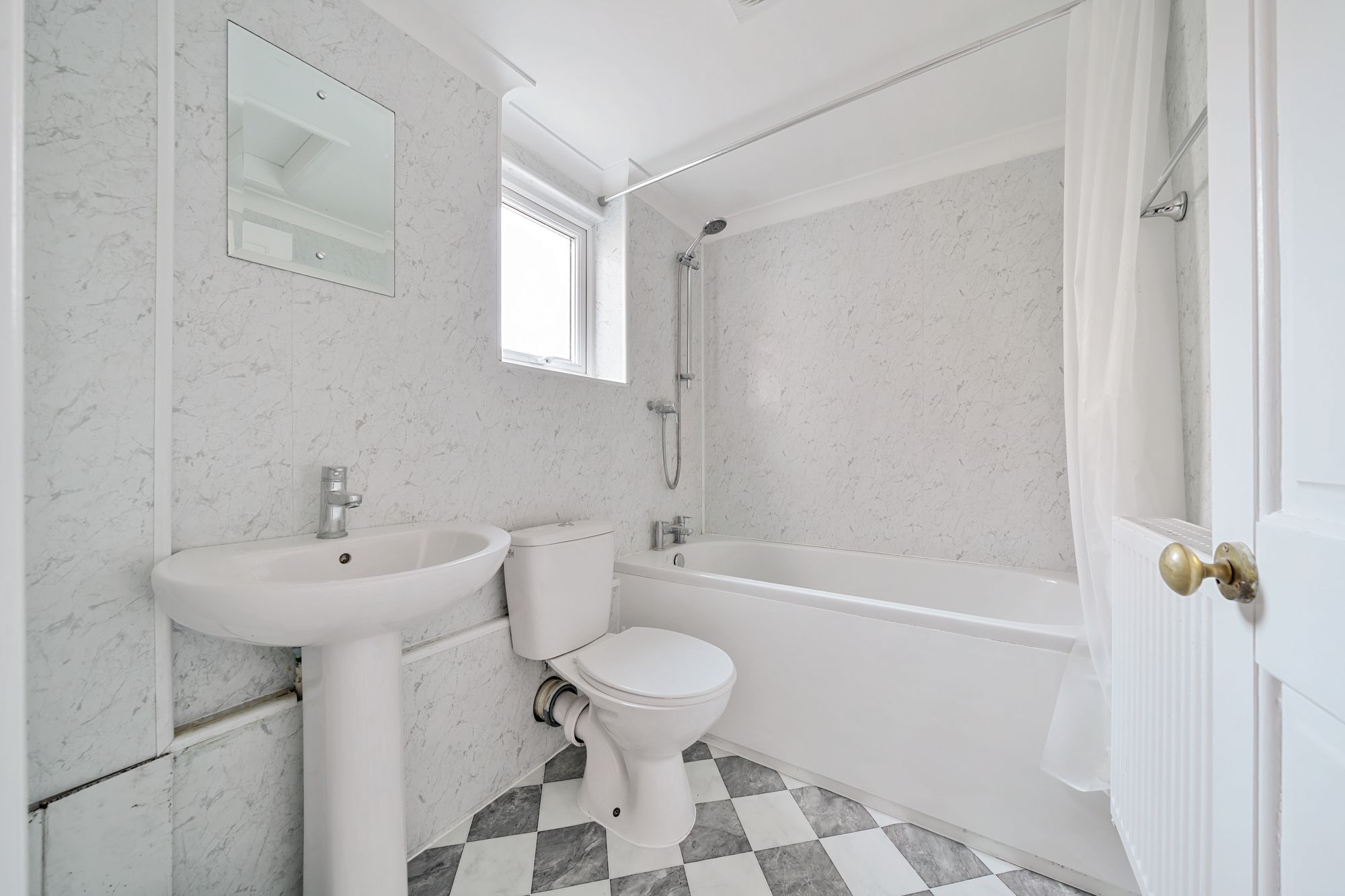 Fielding Street, Faversham, ME13 Iliffe & Iliffe