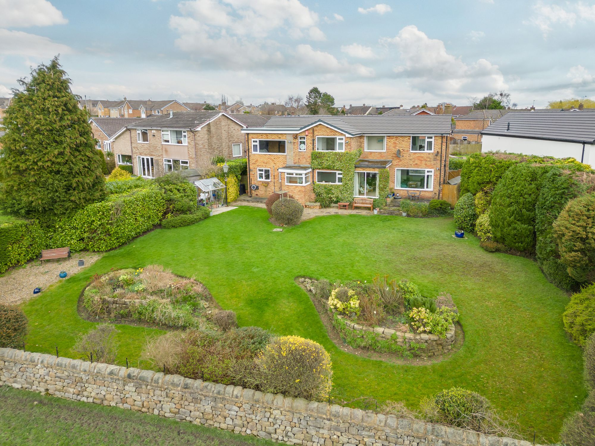 Firs Crescent, Harrogate, HG2 Myrings Estate Agents