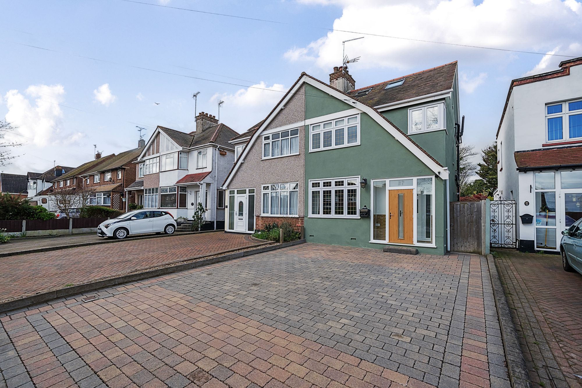 Rochester Drive, Westcliff-On-Sea, SS0