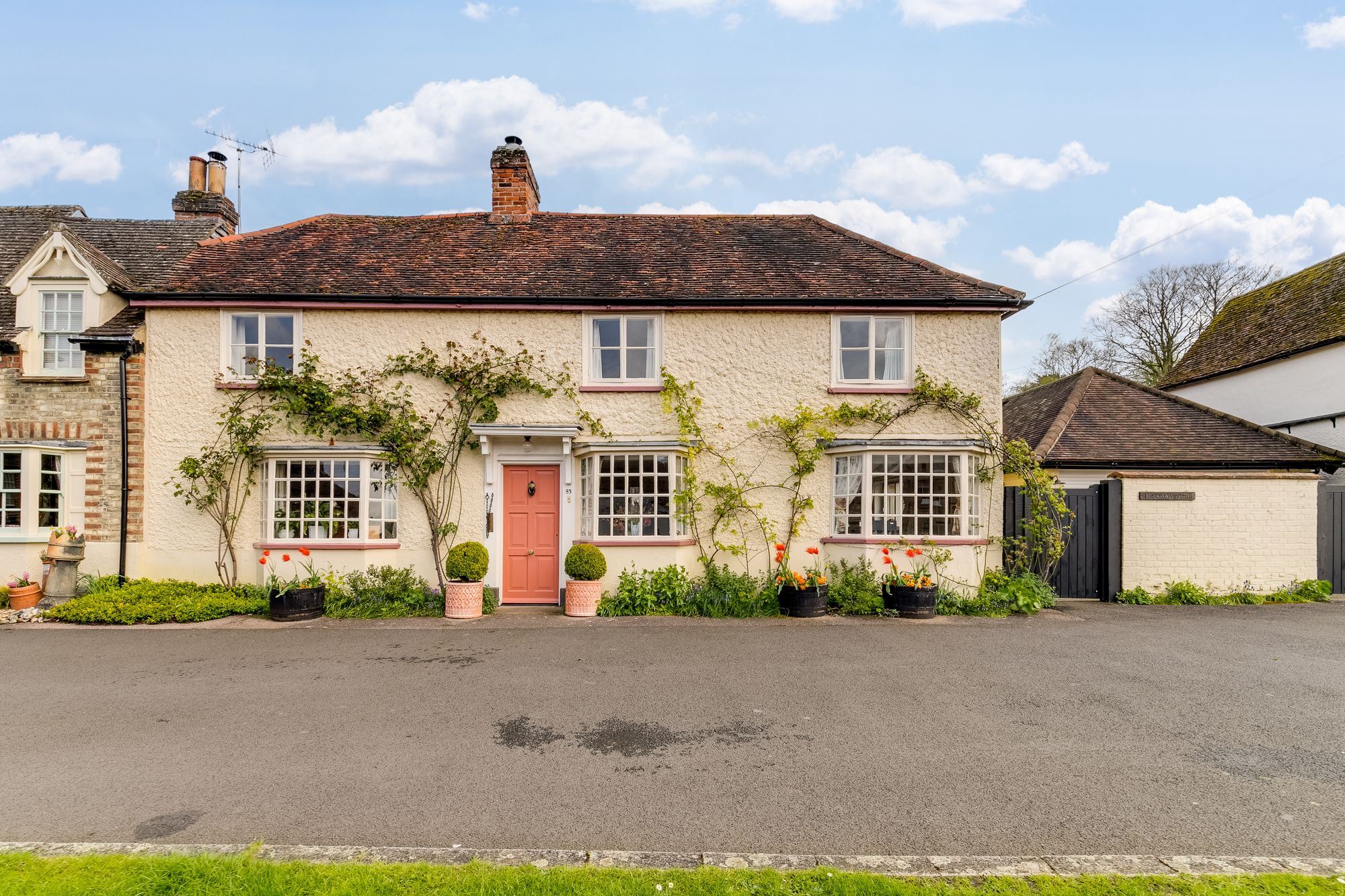 Properties Elliot Heath