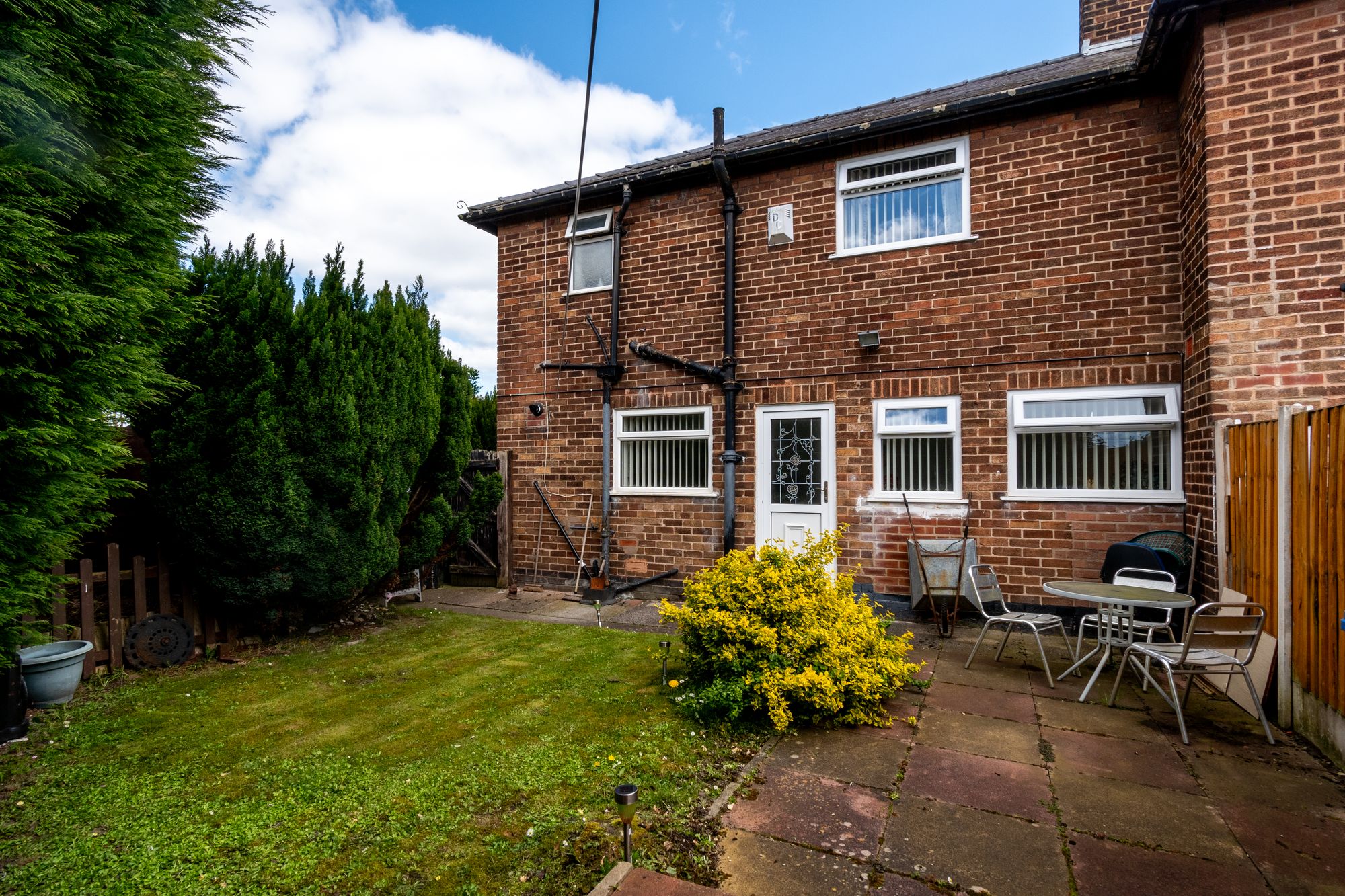 Poplars Avenue, Warrington, WA2 Ashtons Estate Agency