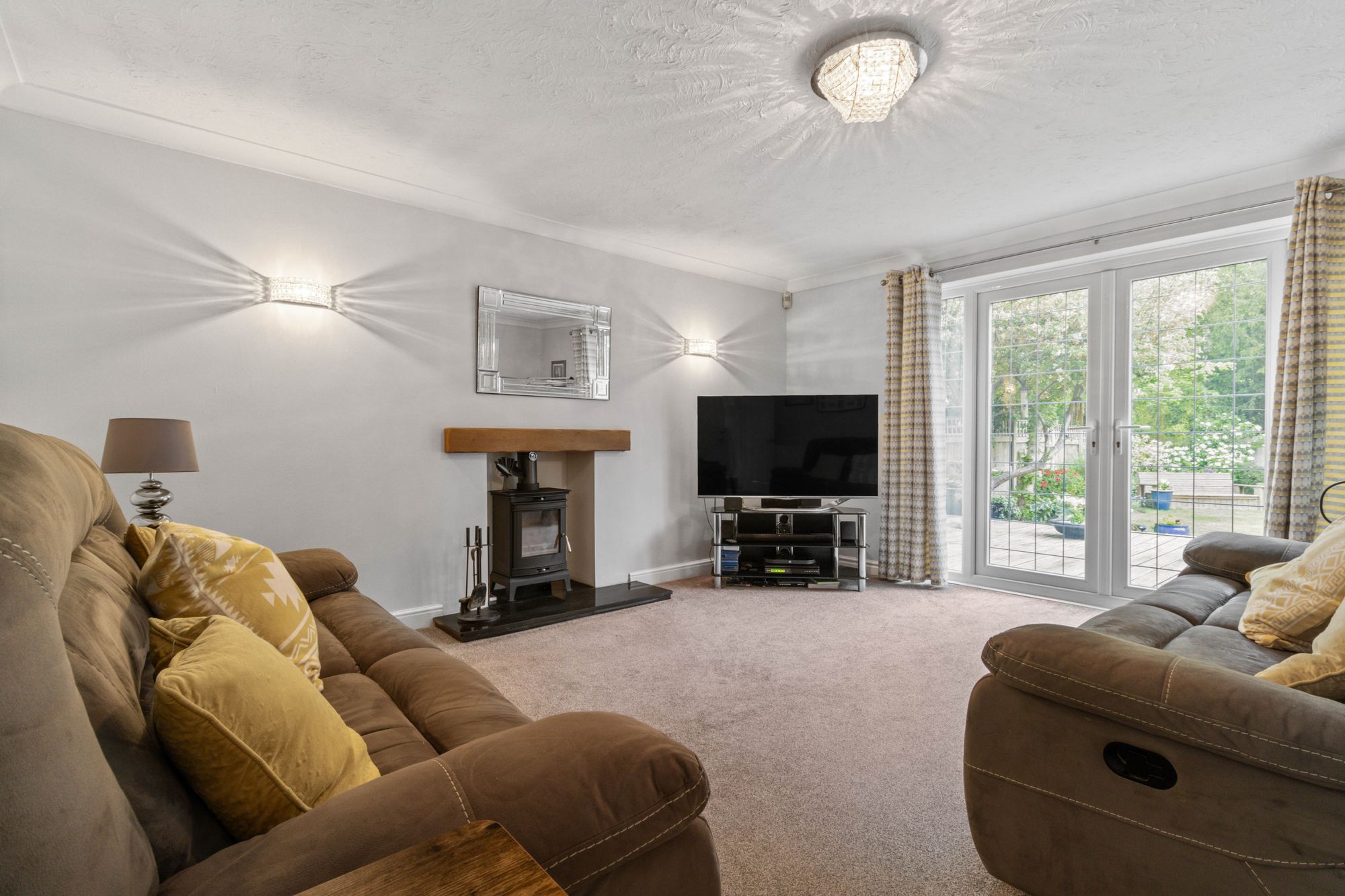 Foxhills Close, Warrington