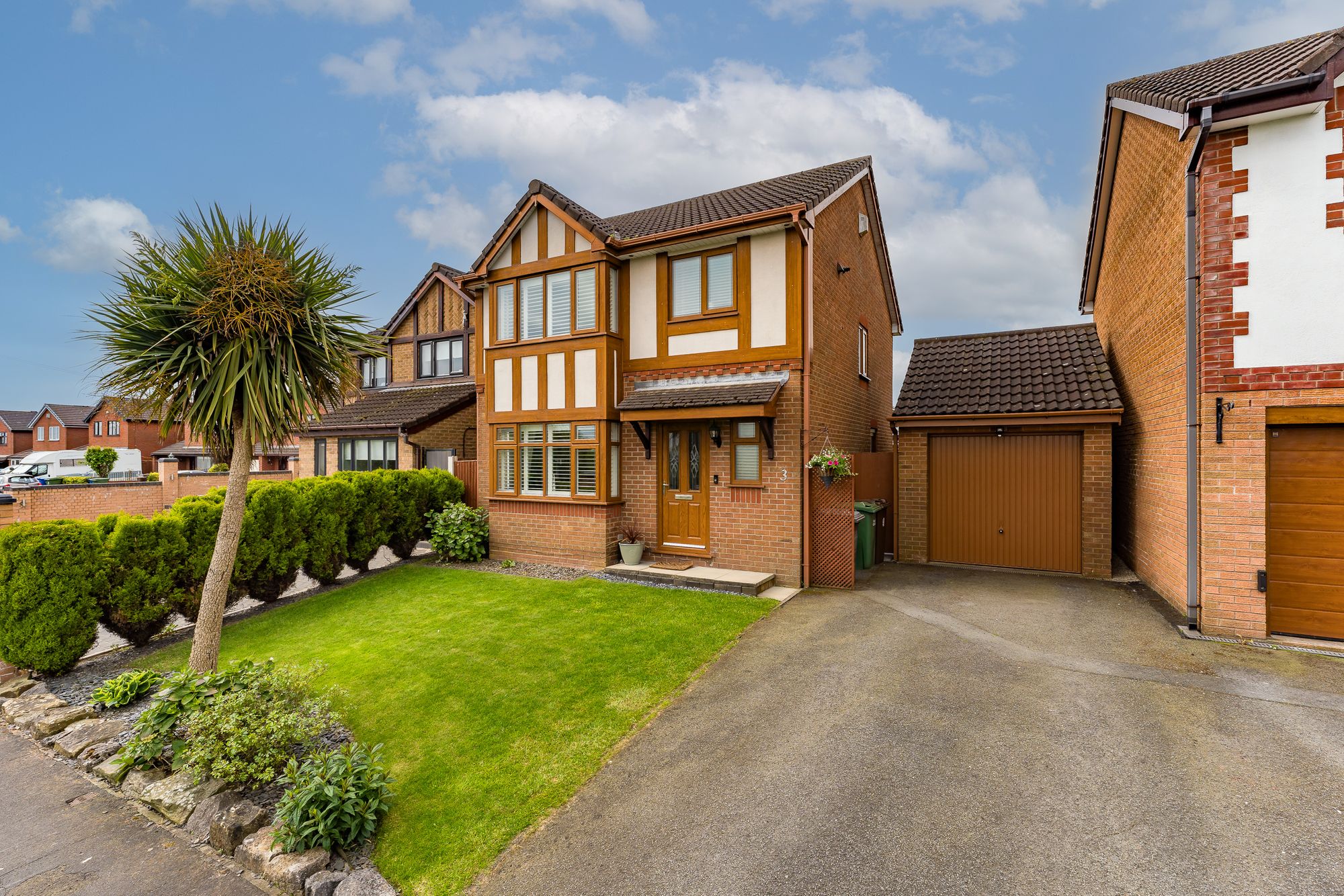 AshtoninMakerfield Estate Agent Ashtons Estate Agency