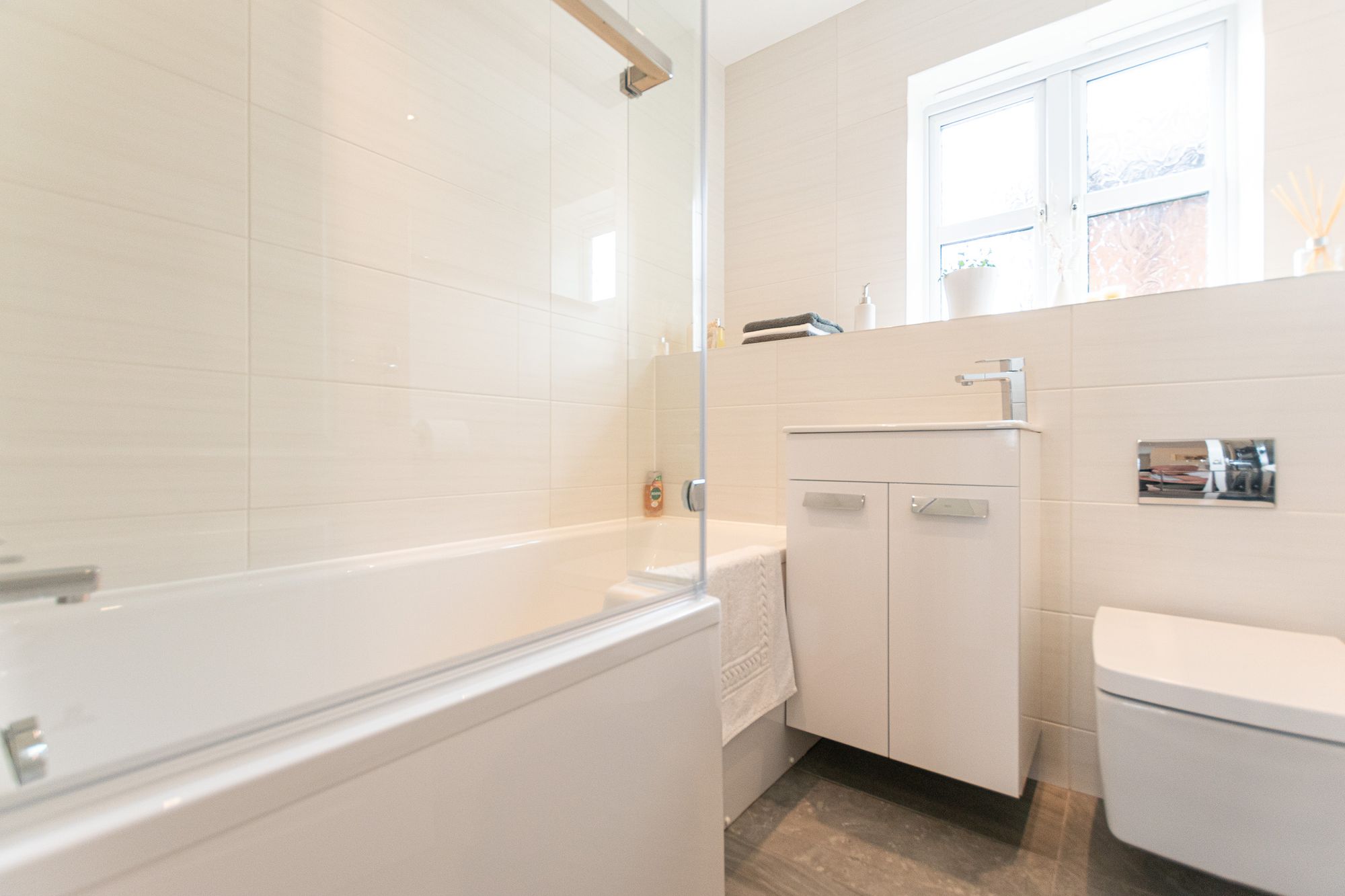 Gleneagles Close, Lowton, WA3 Ashtons Estate Agency