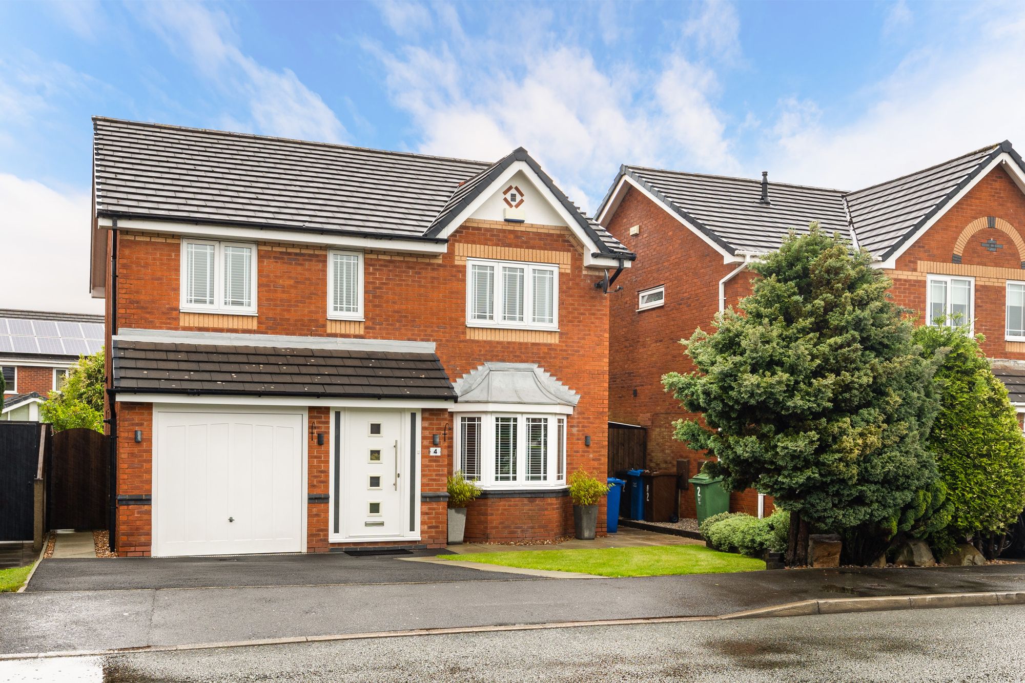 Glossop Way, Hindley, WN2 Ashtons Estate Agency