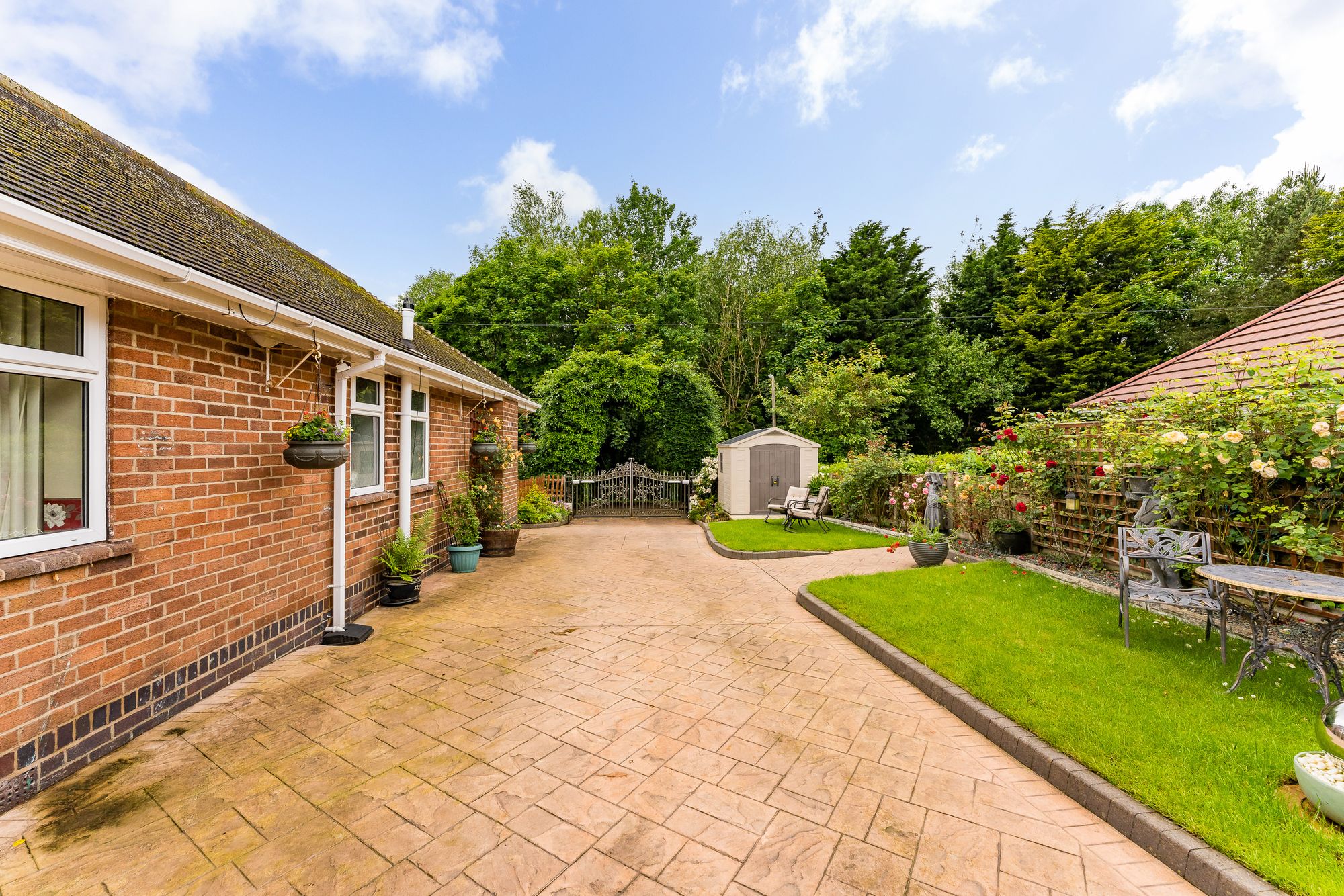 Brookside Avenue, Great Sankey, WA5 Ashtons Estate Agency