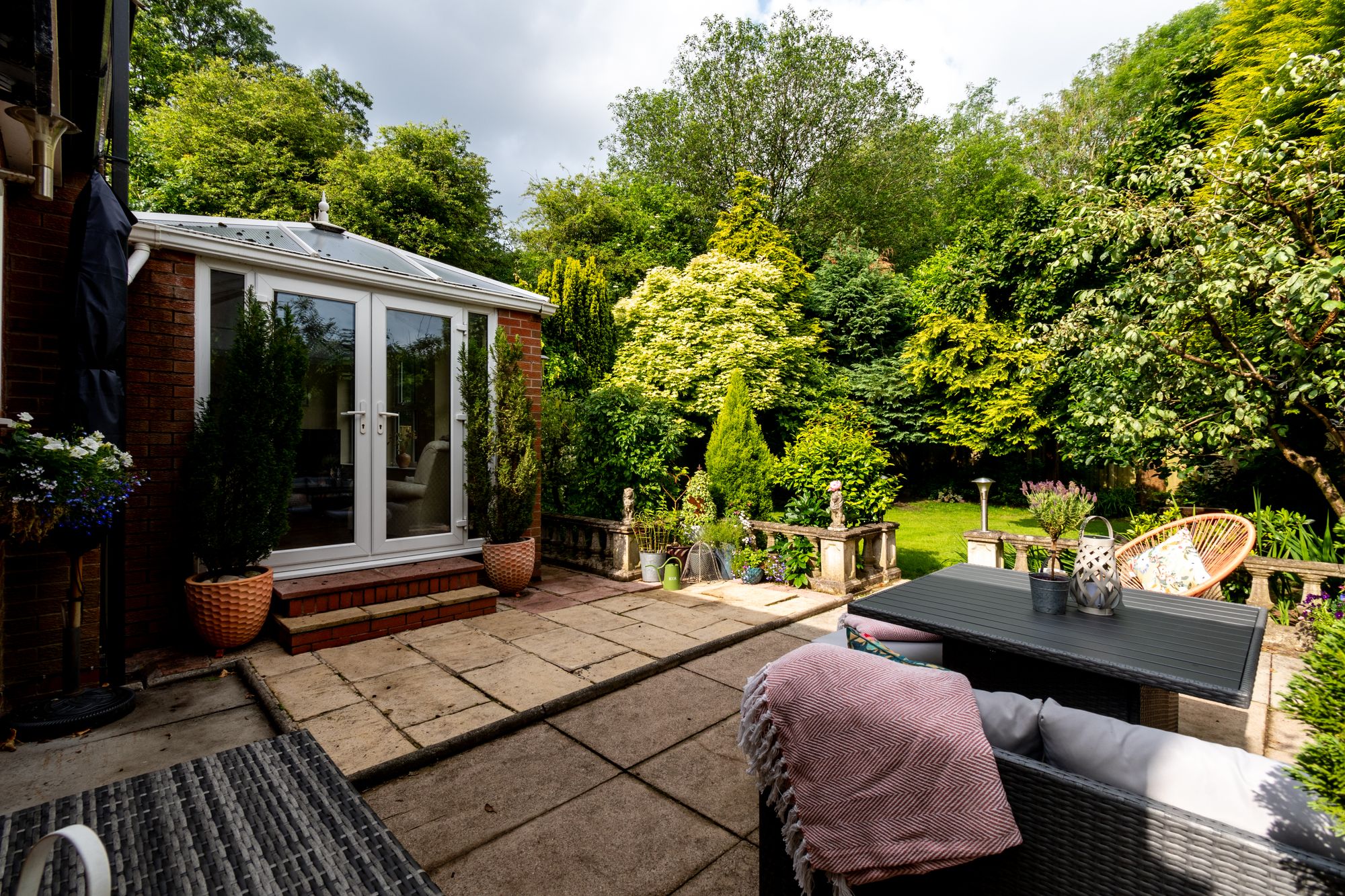 St. Andrews Close, Fearnhead, WA2 Ashtons Estate Agency