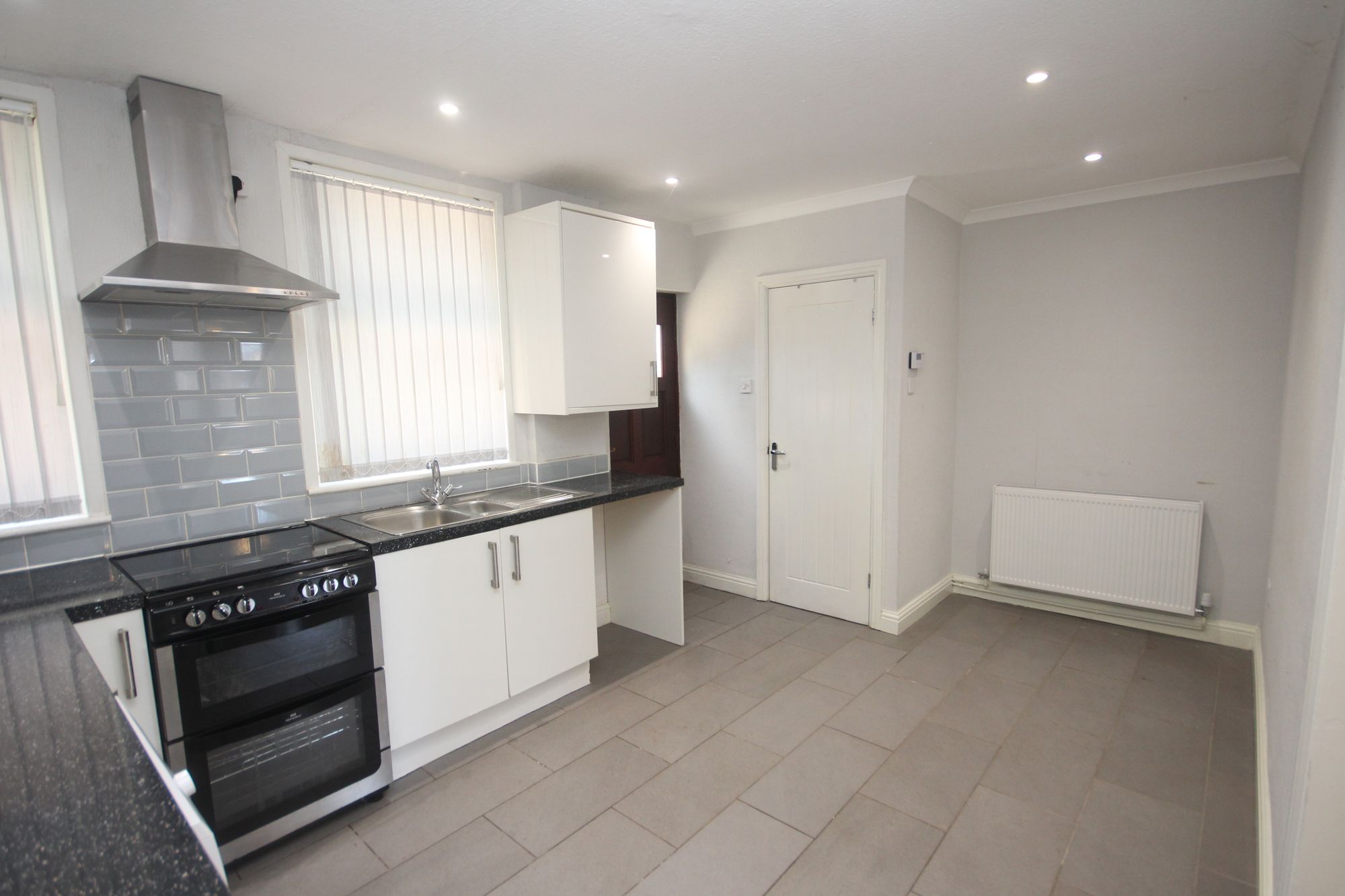 Diamond Street, Leigh