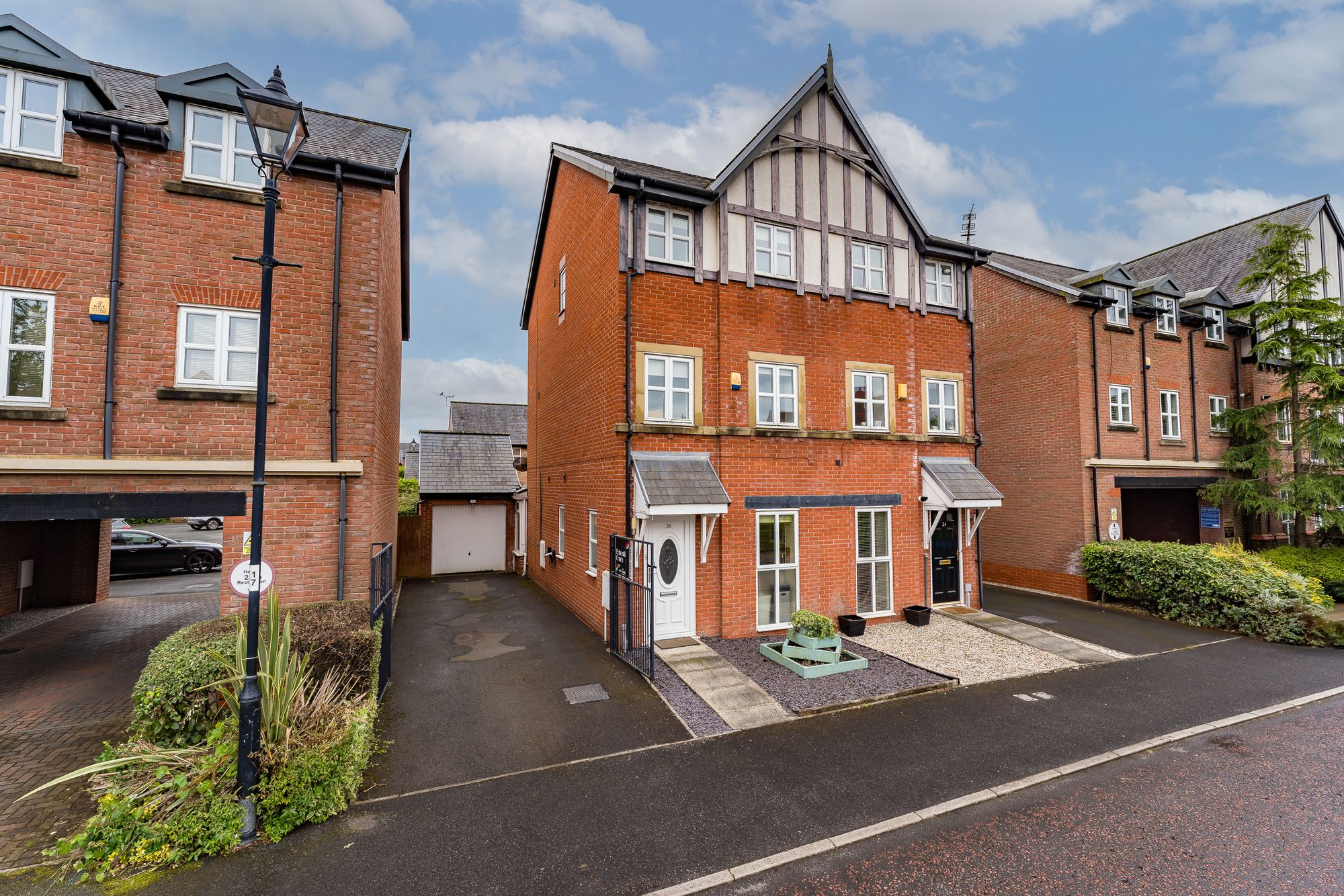 Upton Rocks Avenue, Widnes, WA8 Ashtons Estate Agency