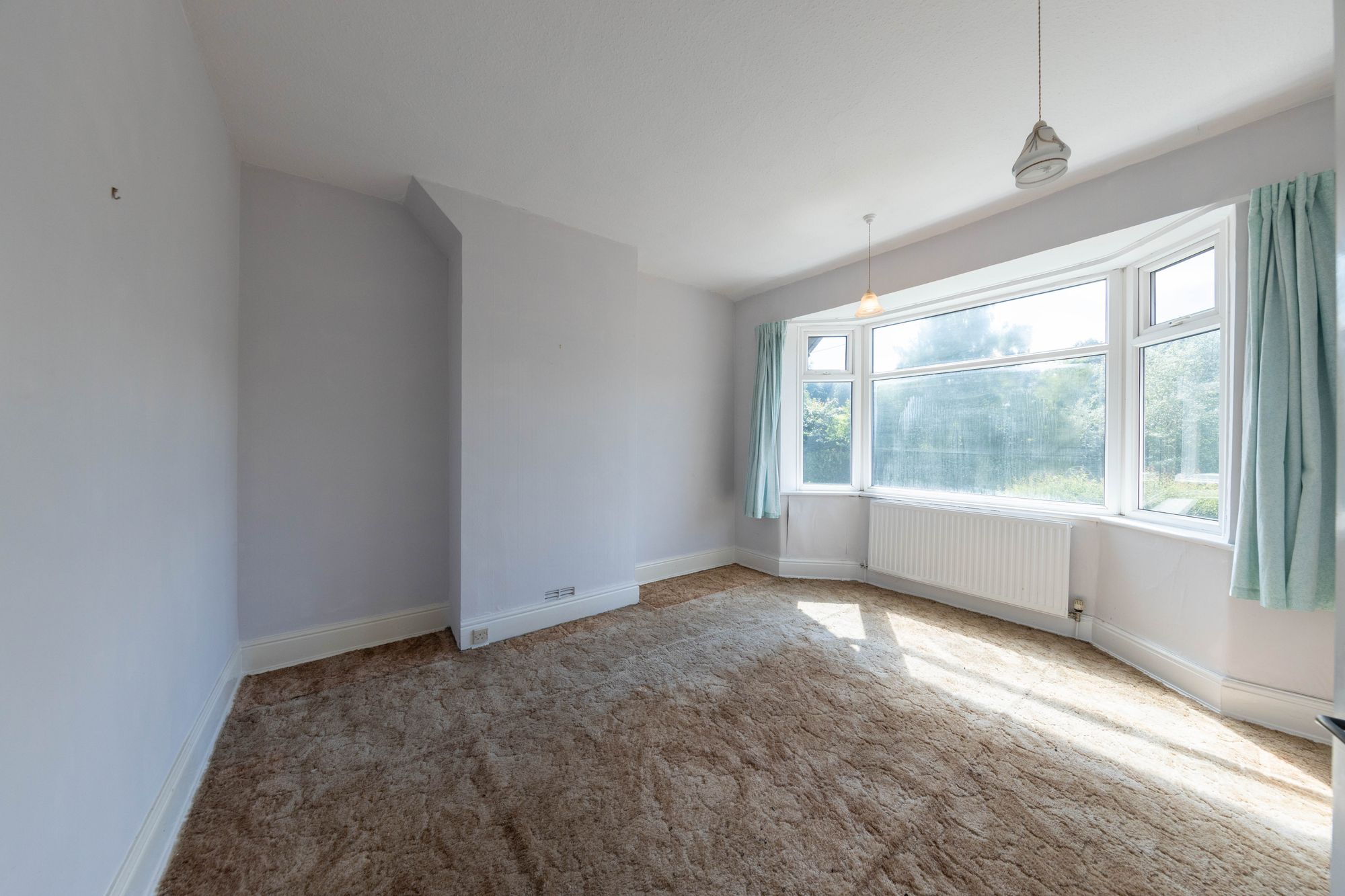 London Road, Appleton, WA4 Ashtons Estate Agency