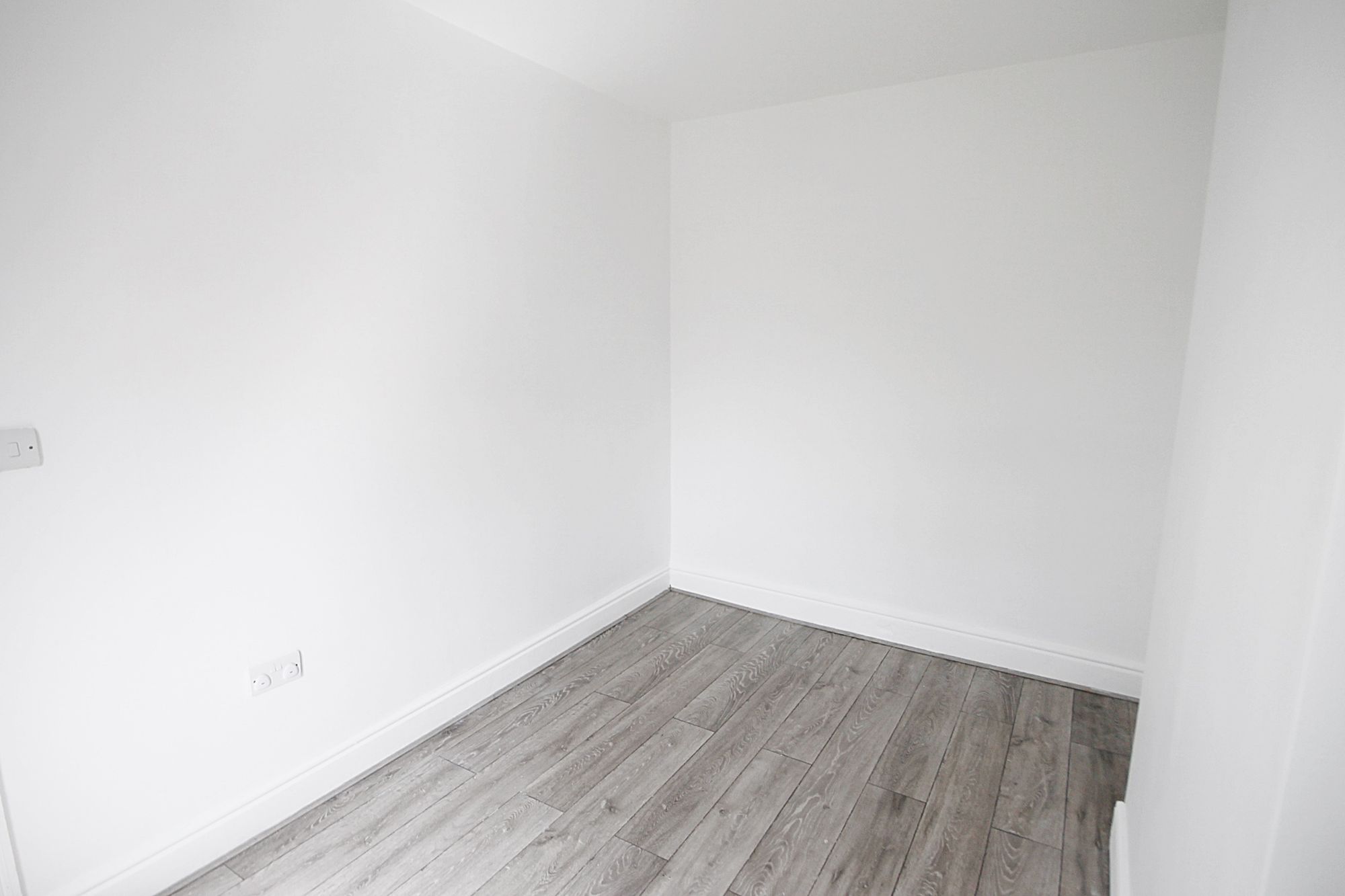 Pinewood Avenue, Warrington