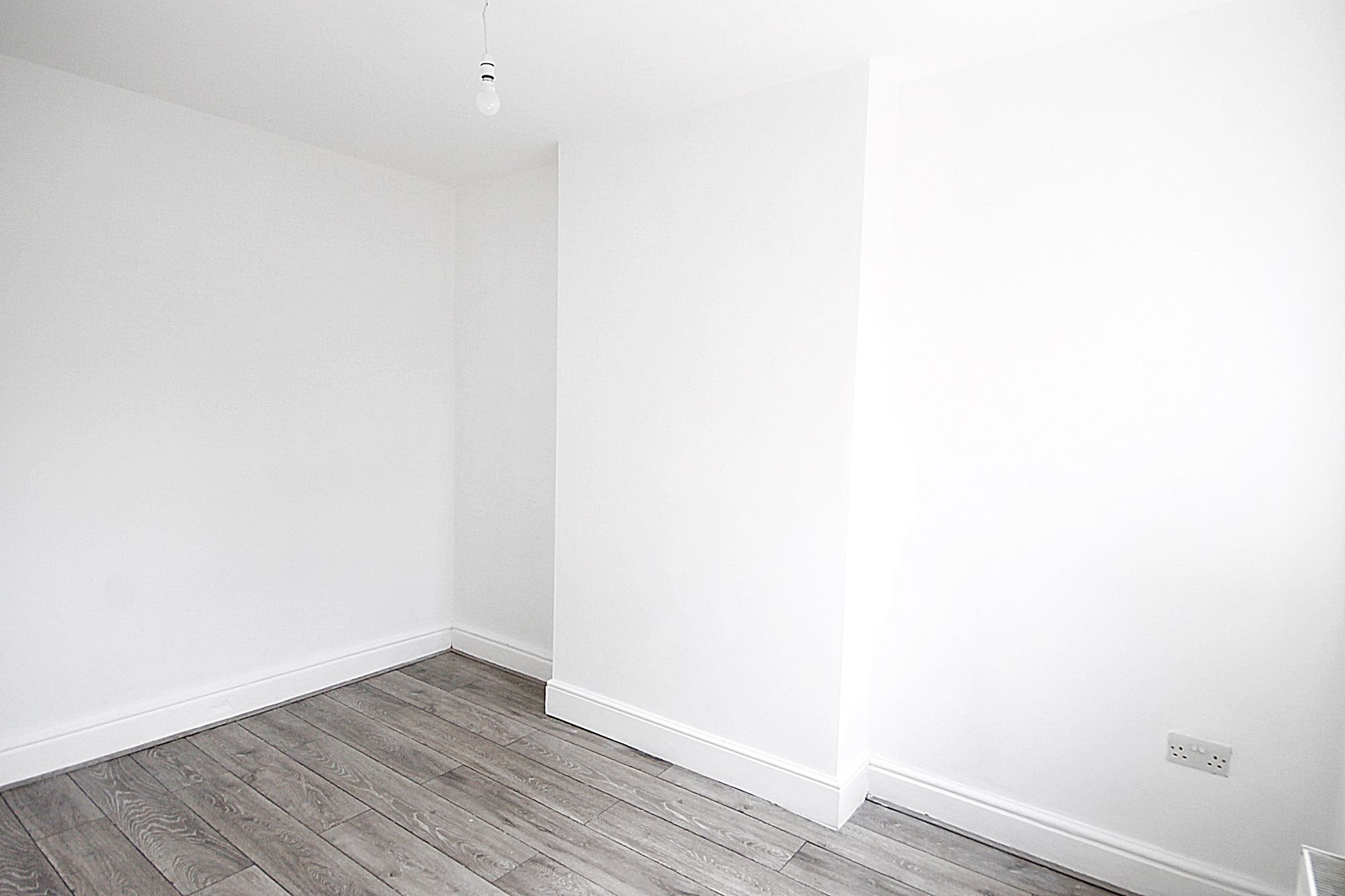 Pinewood Avenue, Warrington