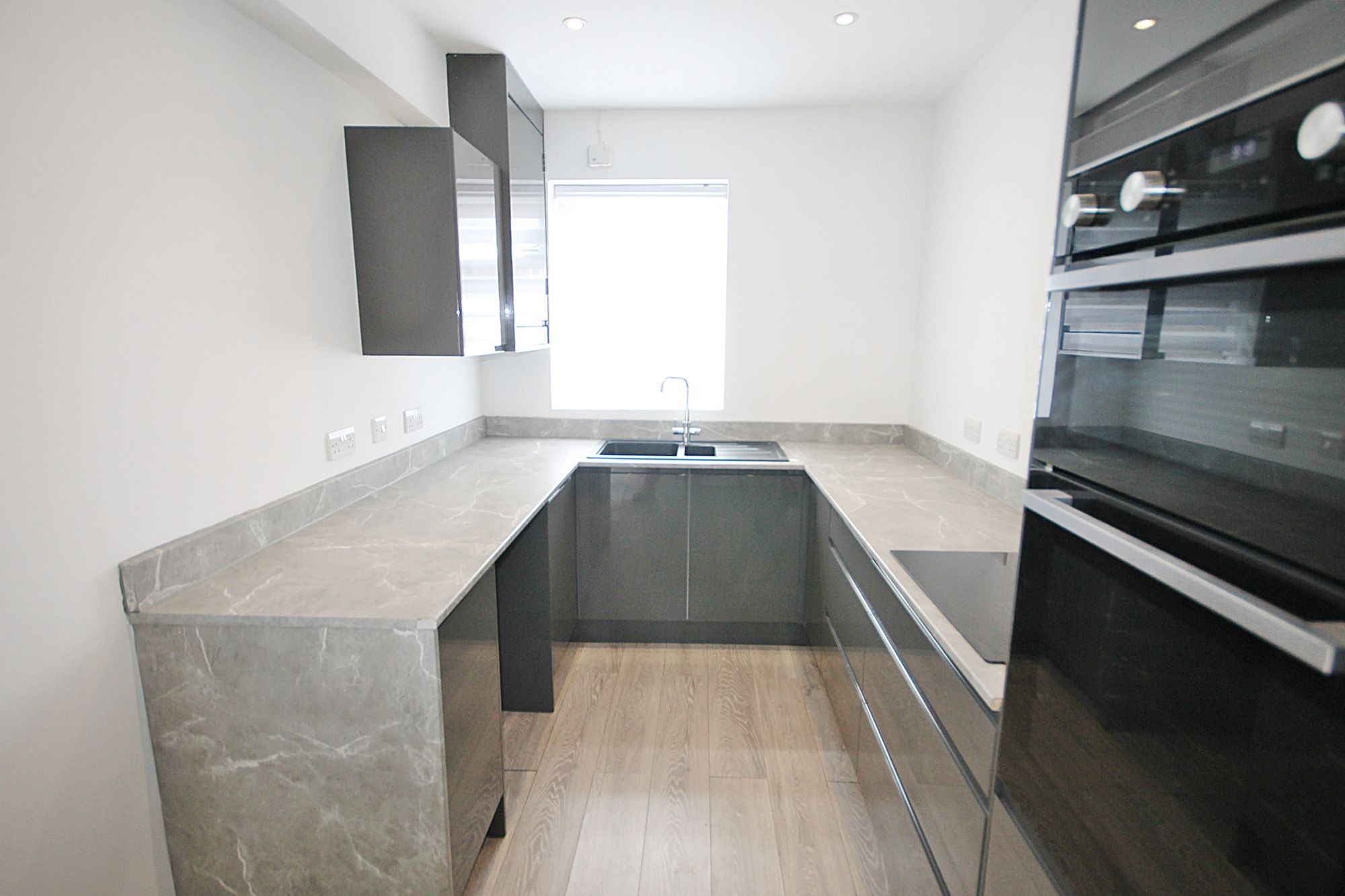 Pinewood Avenue, Warrington