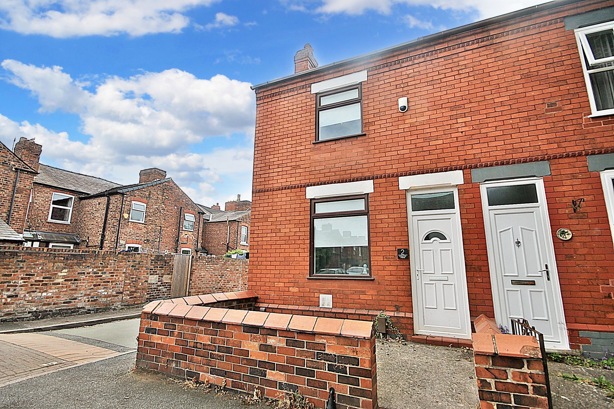 Pinewood Avenue, Warrington