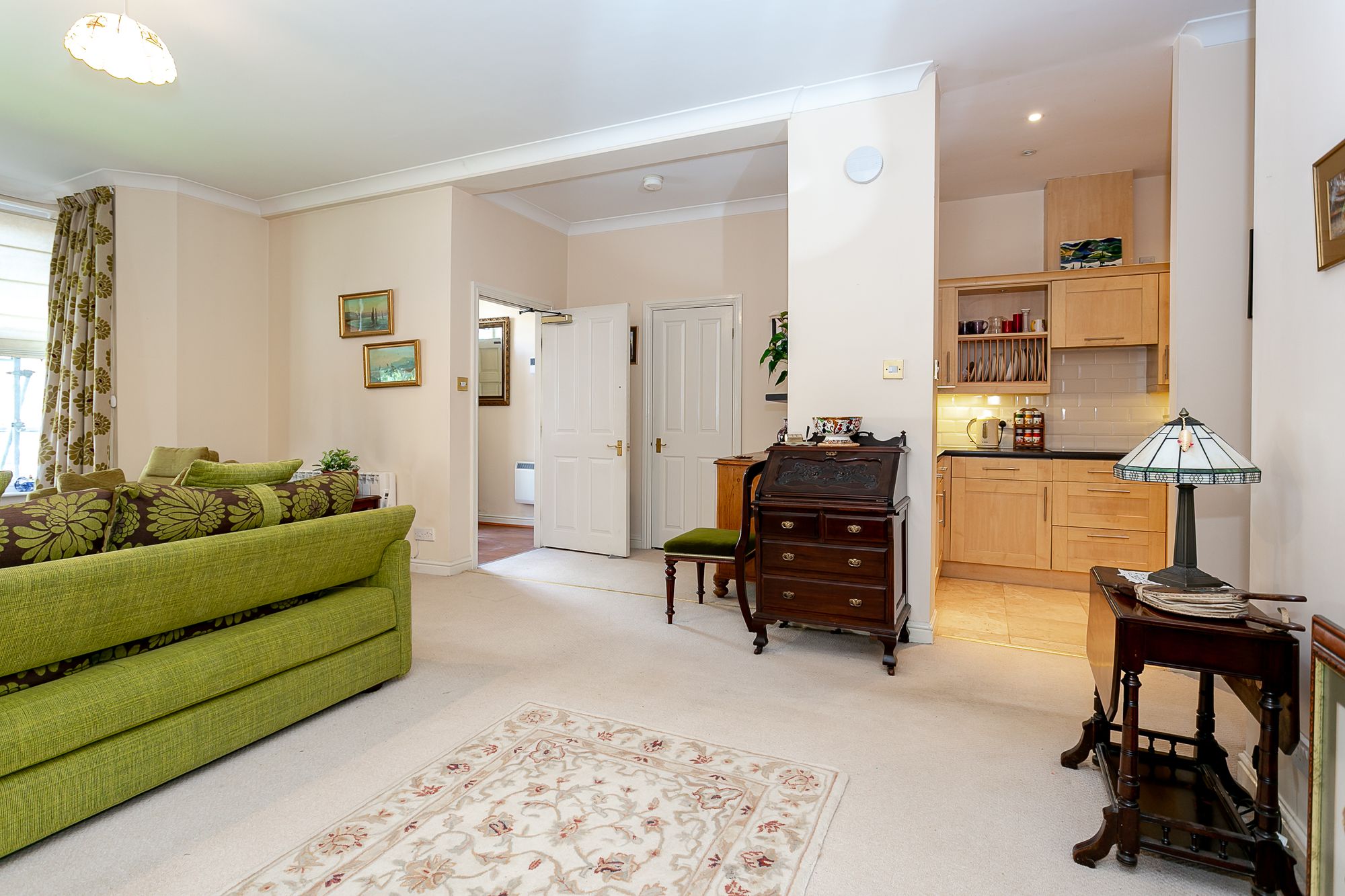 Valley Drive, Harrogate, HG2 Myrings Estate Agents