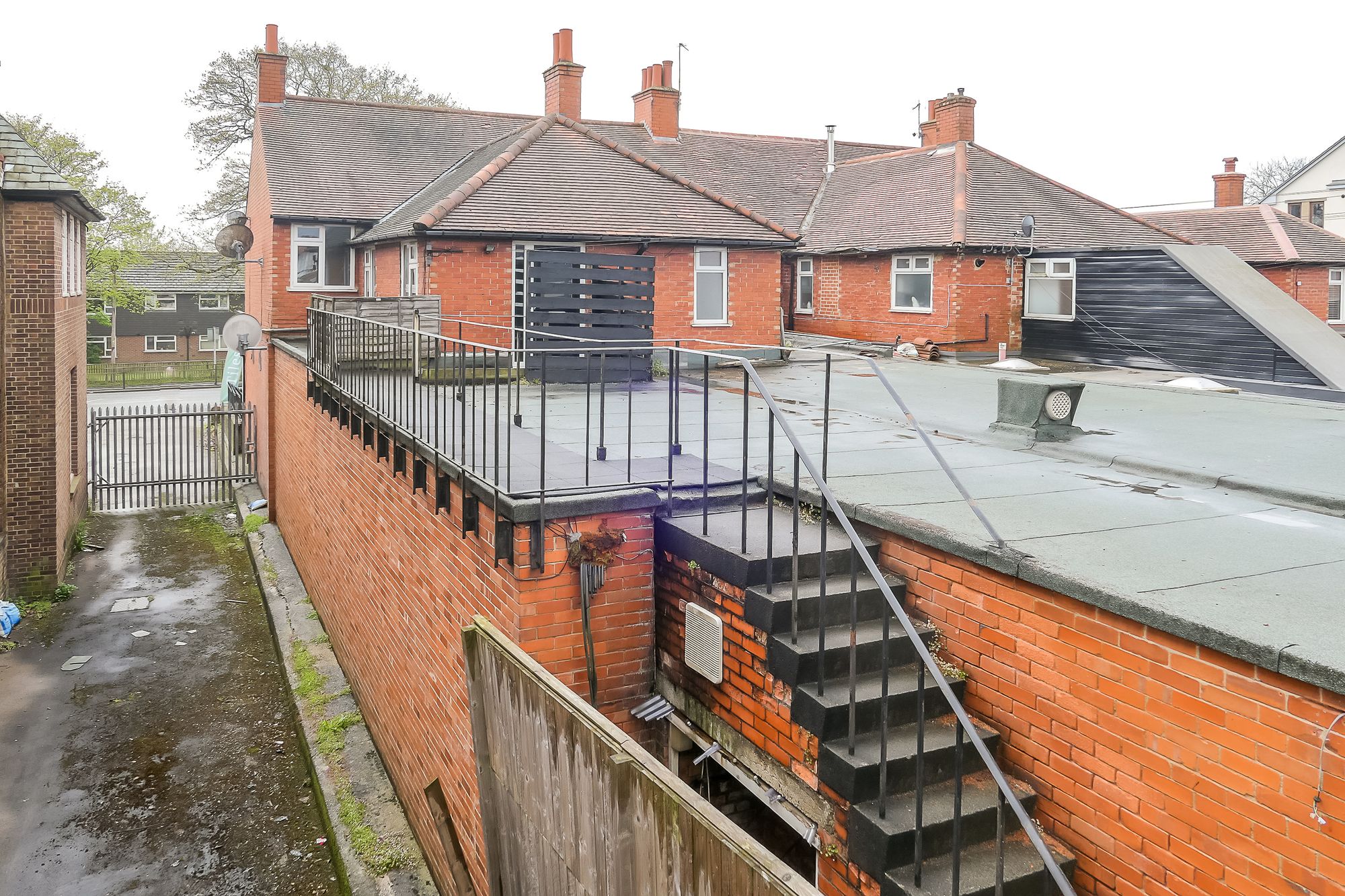 Knaresborough Road, Harrogate, HG2 Myrings Estate Agents