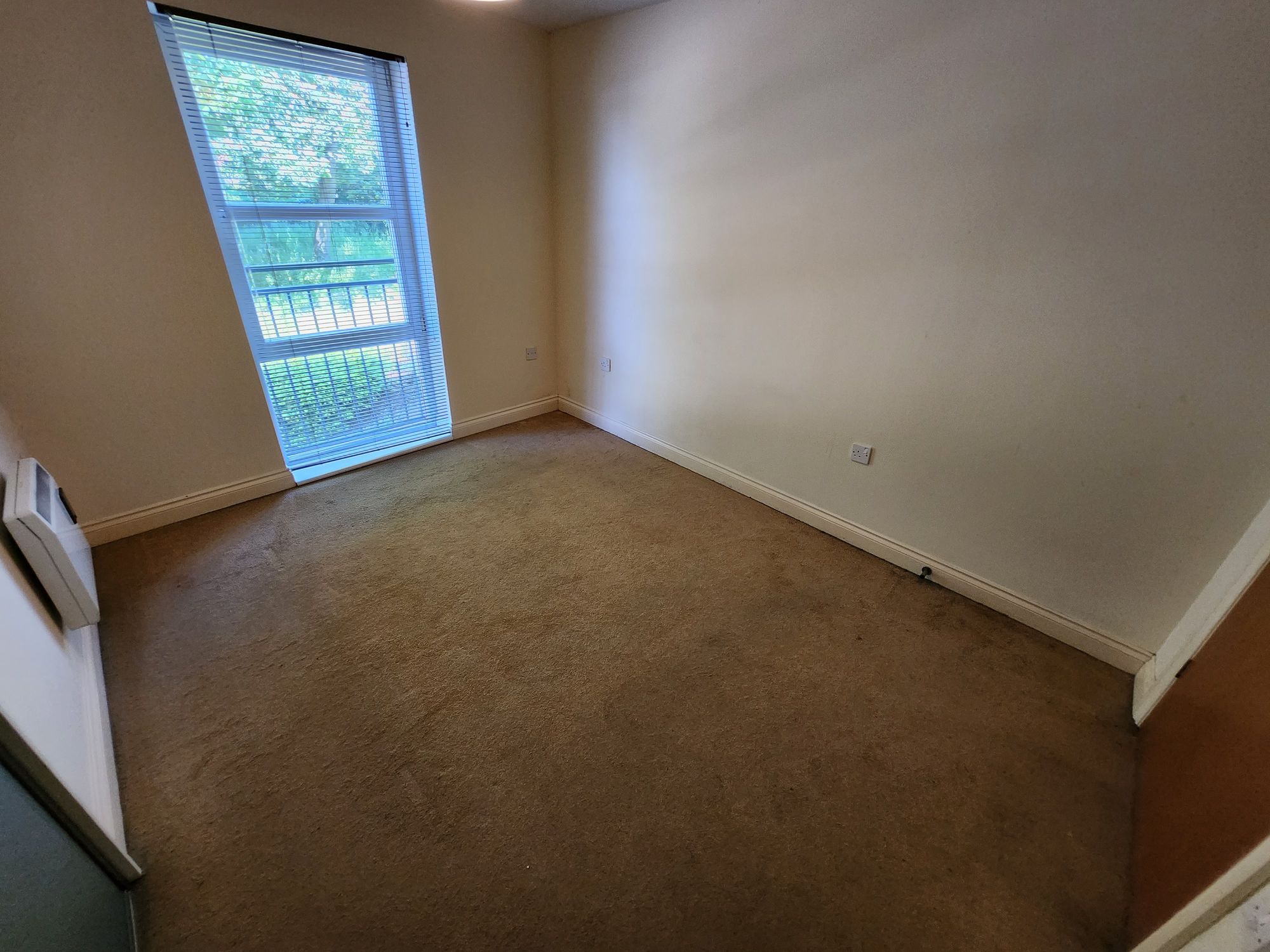 Property details 2 Bedroom Flat Albert Promenade, Halifax, HX3 Oldham Chronicle