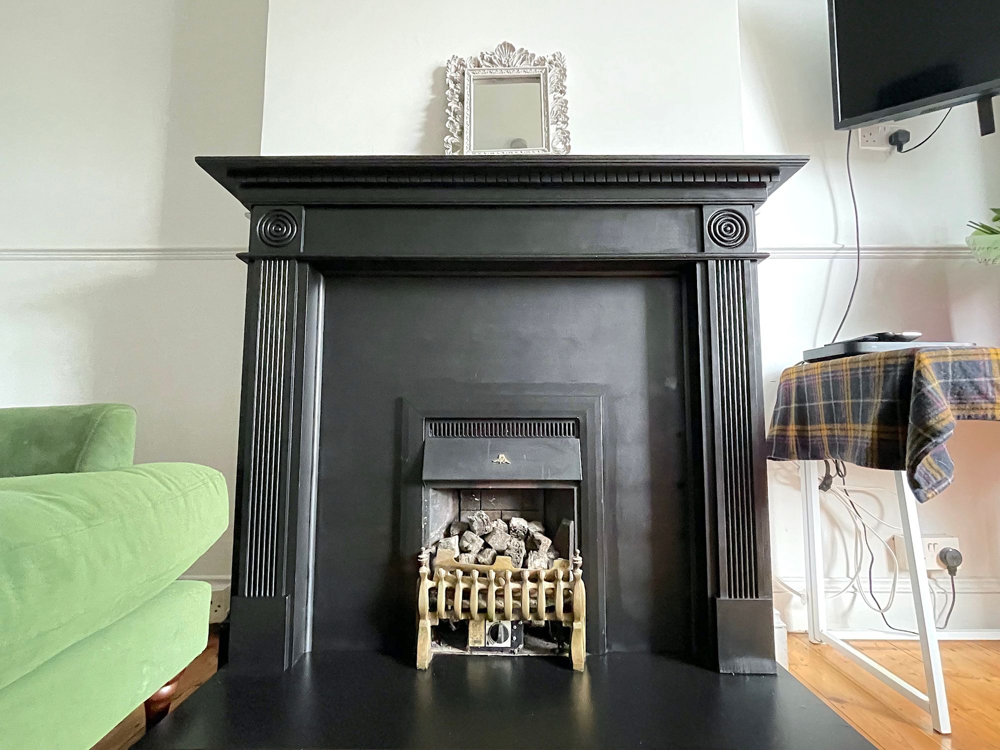 Living Room Fireplace (1)