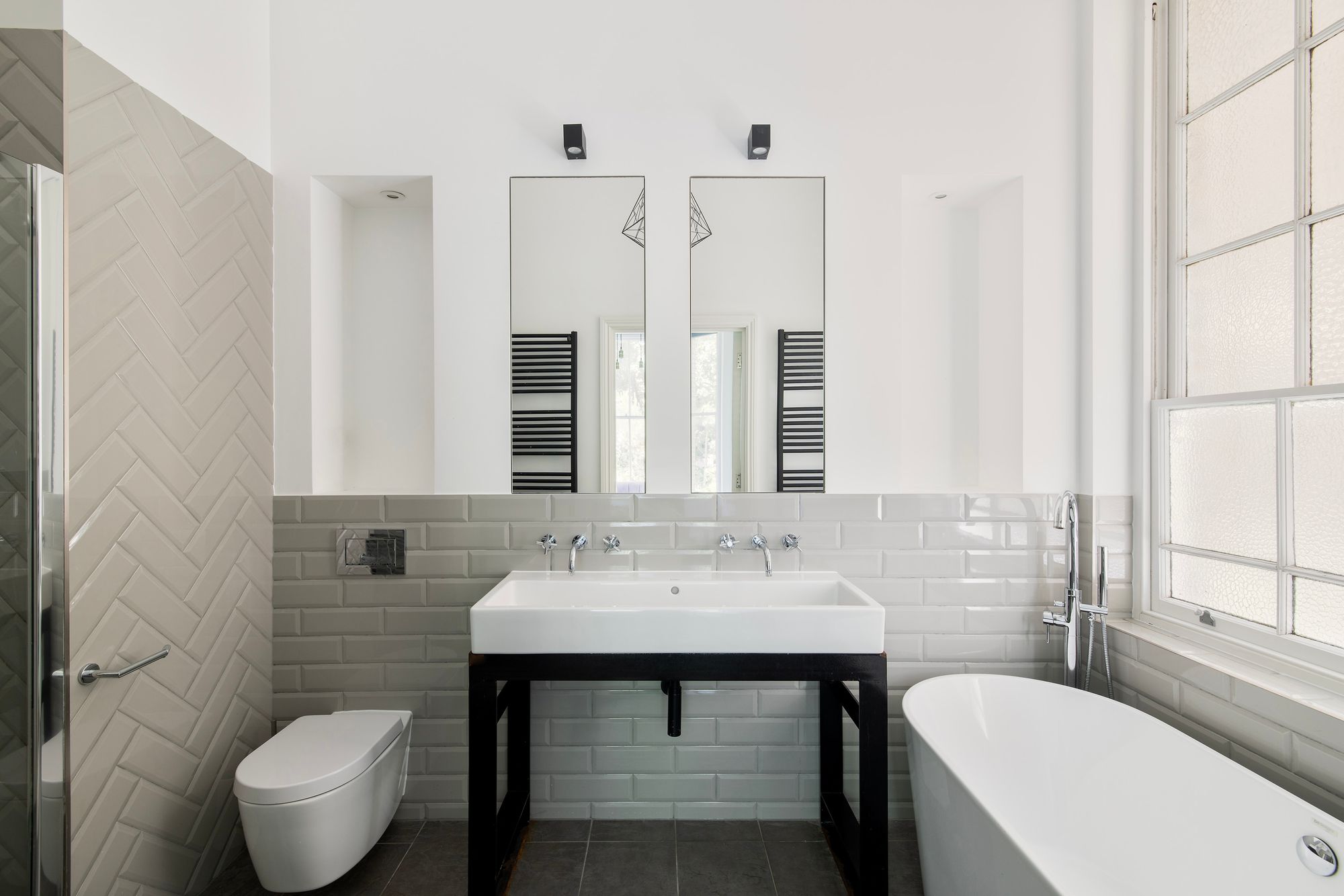 Story of Home - Flat 2, 32 Fellows Road - 4_Lo