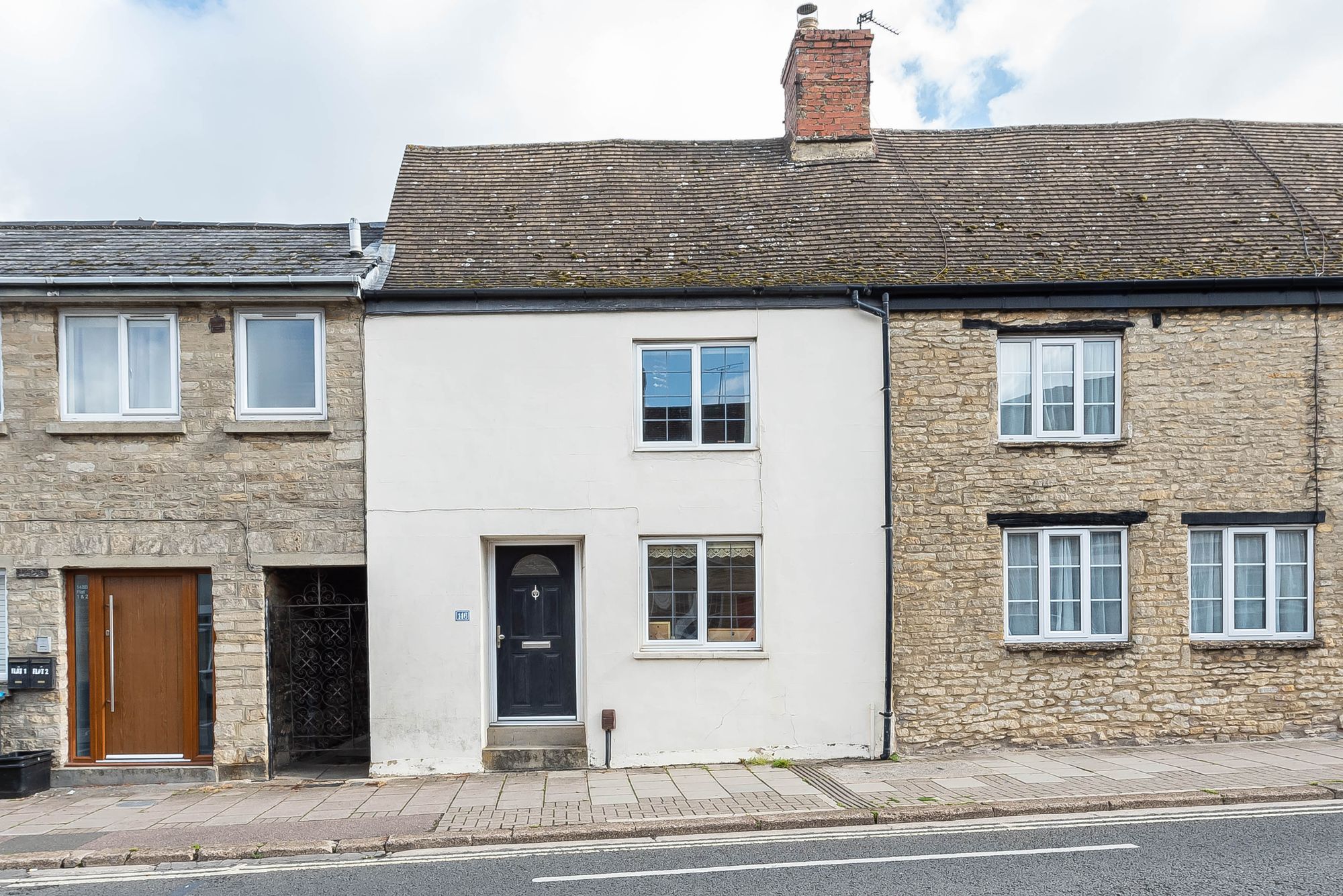 2 bedroom Terraced for sale in Corn Street, Witney, OX28 Breckon