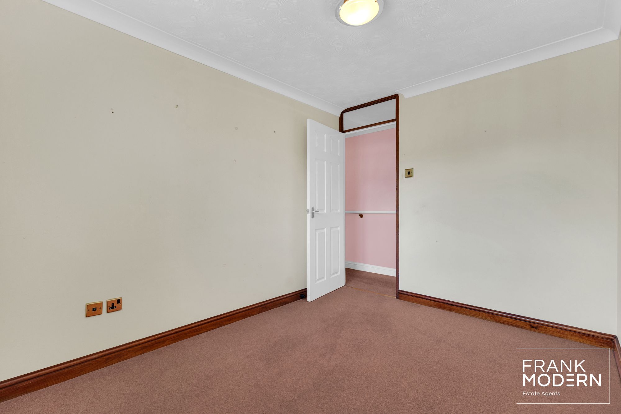 Finchfield, Peterborough, PE1 - Frank Modern