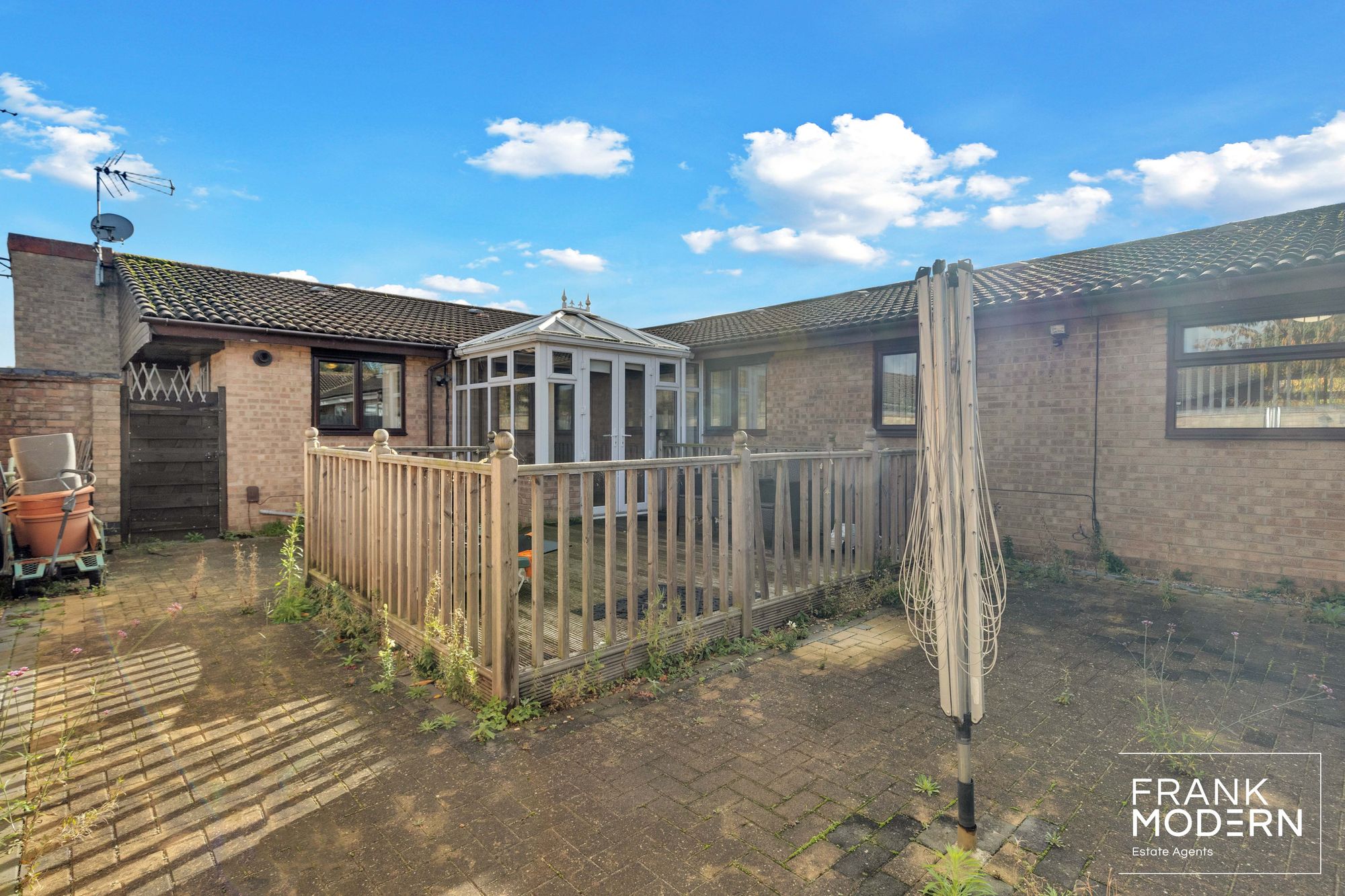 Finchfield, Peterborough, PE1 - Frank Modern