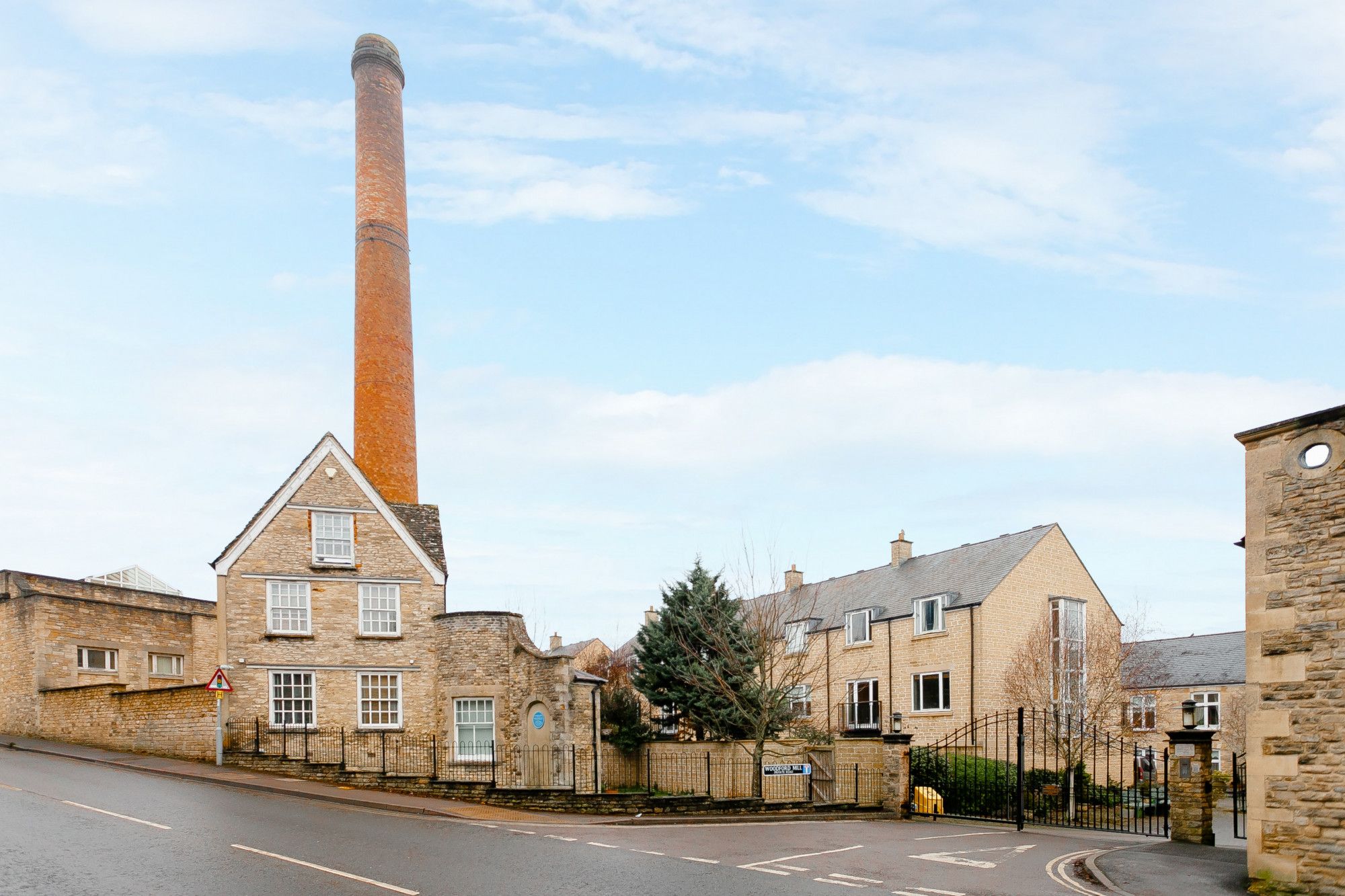 22 Woodford Mill Mill Street Image