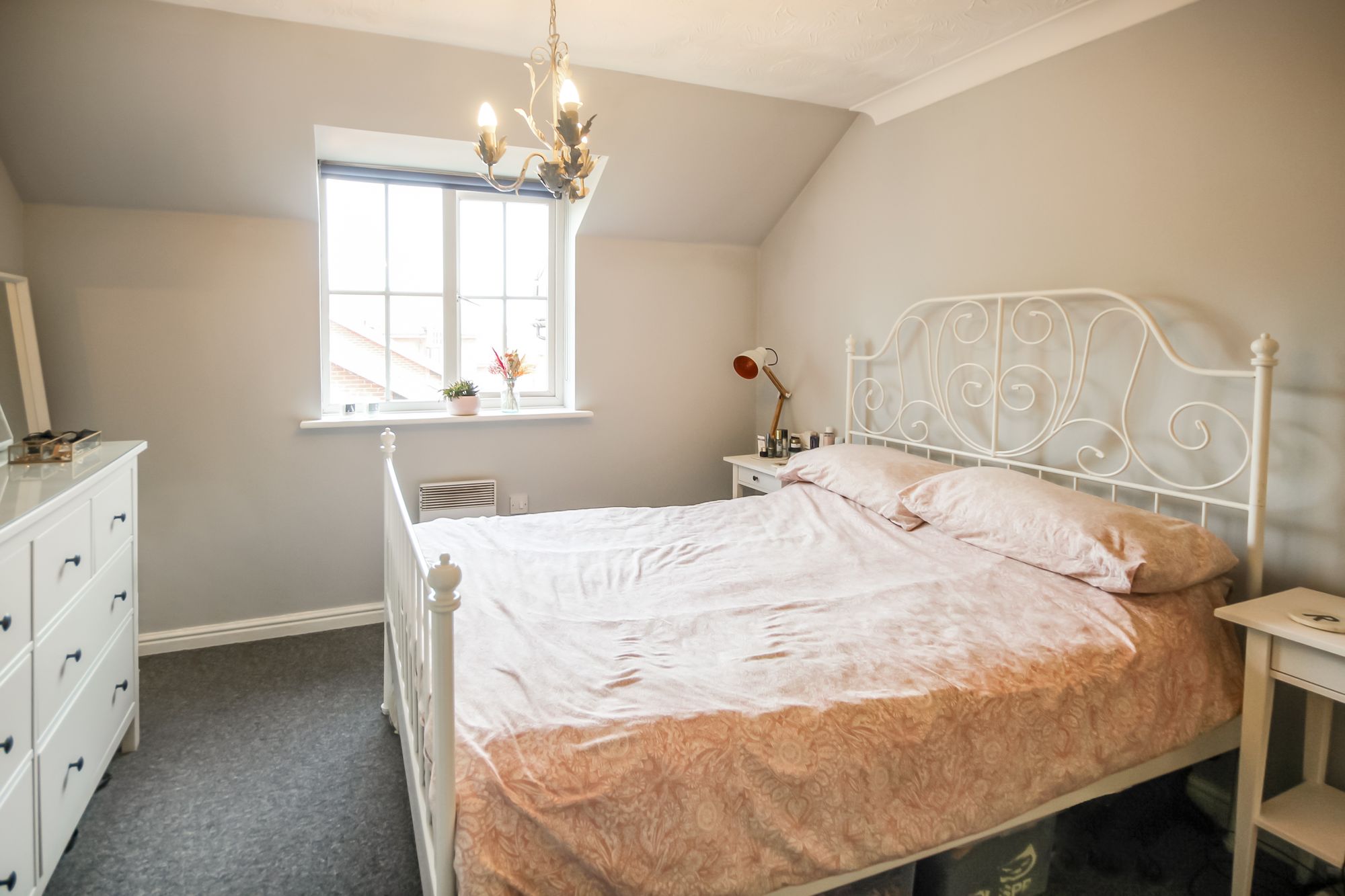 The Granary, Stanstead Abbotts, SG12 Elliot Heath