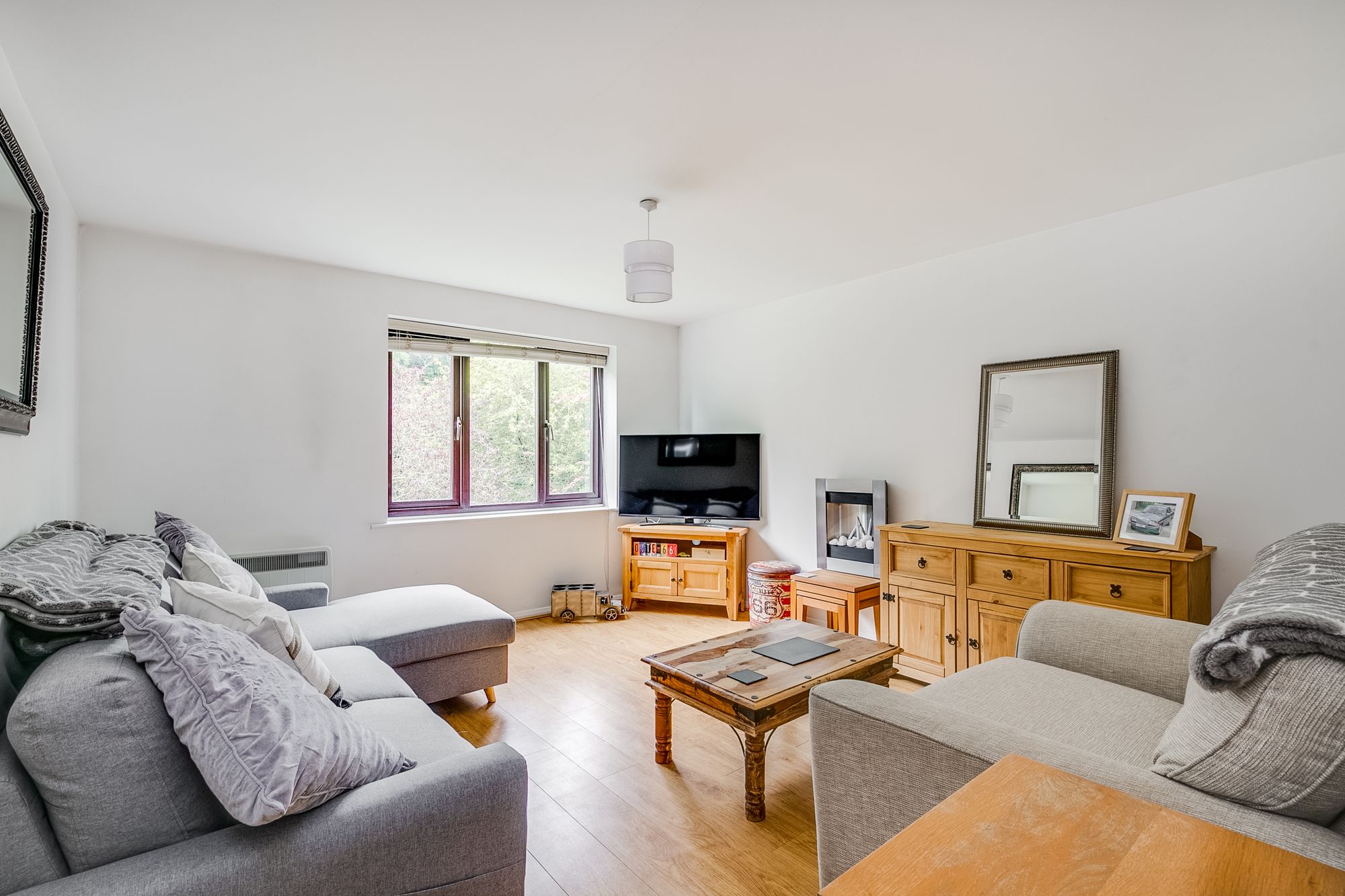 The Hyde, Ware, SG12 Elliot Heath