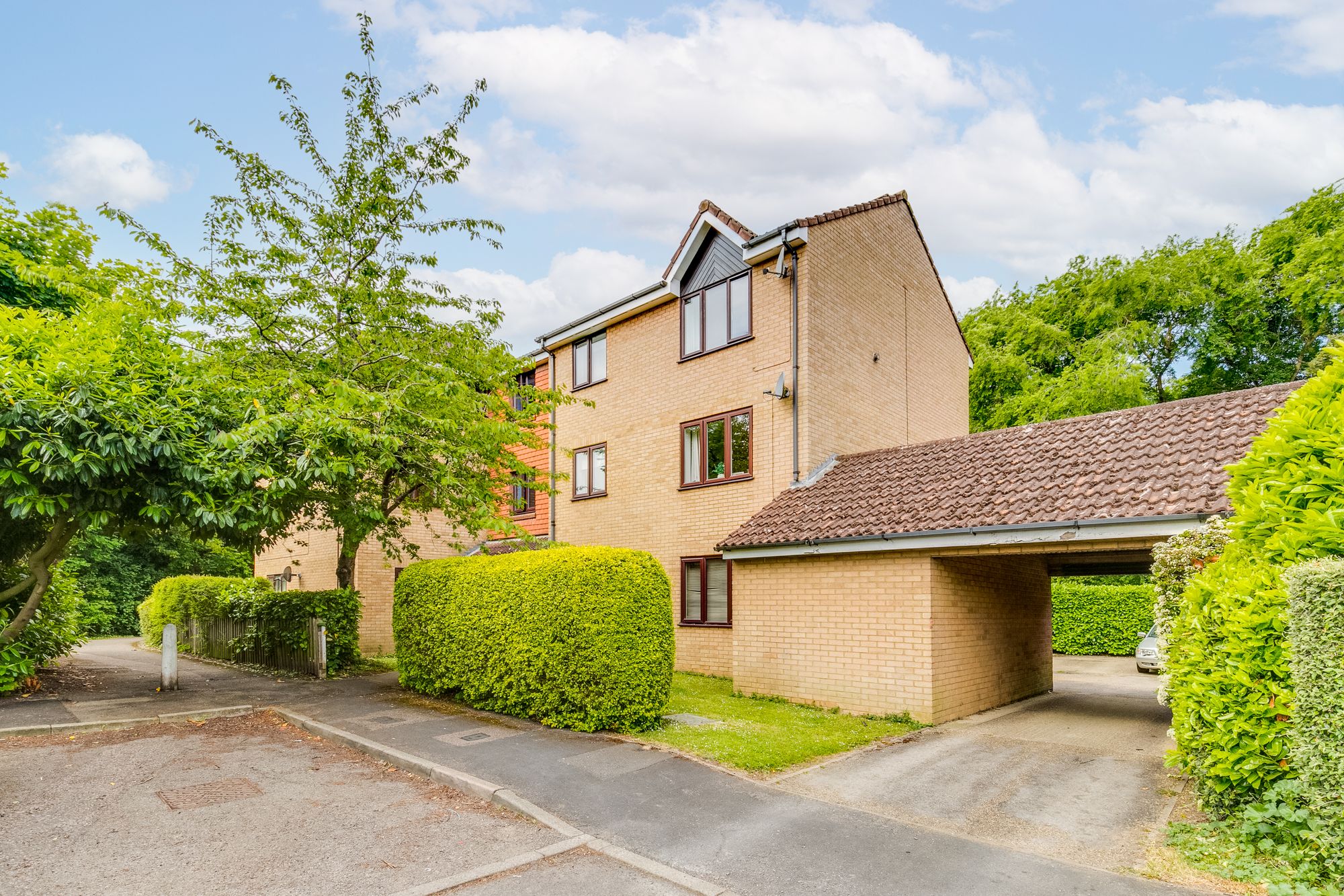 The Hyde, Ware, SG12 Elliot Heath