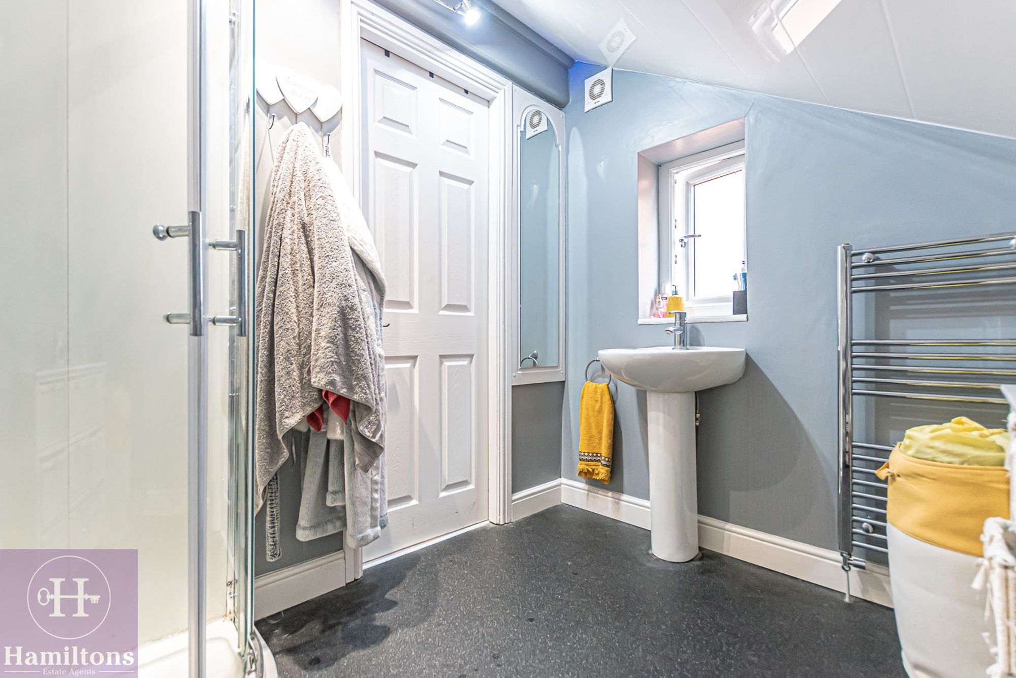 Broadwell Drive, Leigh