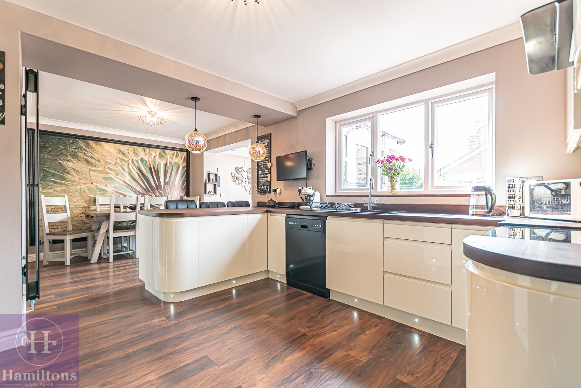 Broadwell Drive, Leigh