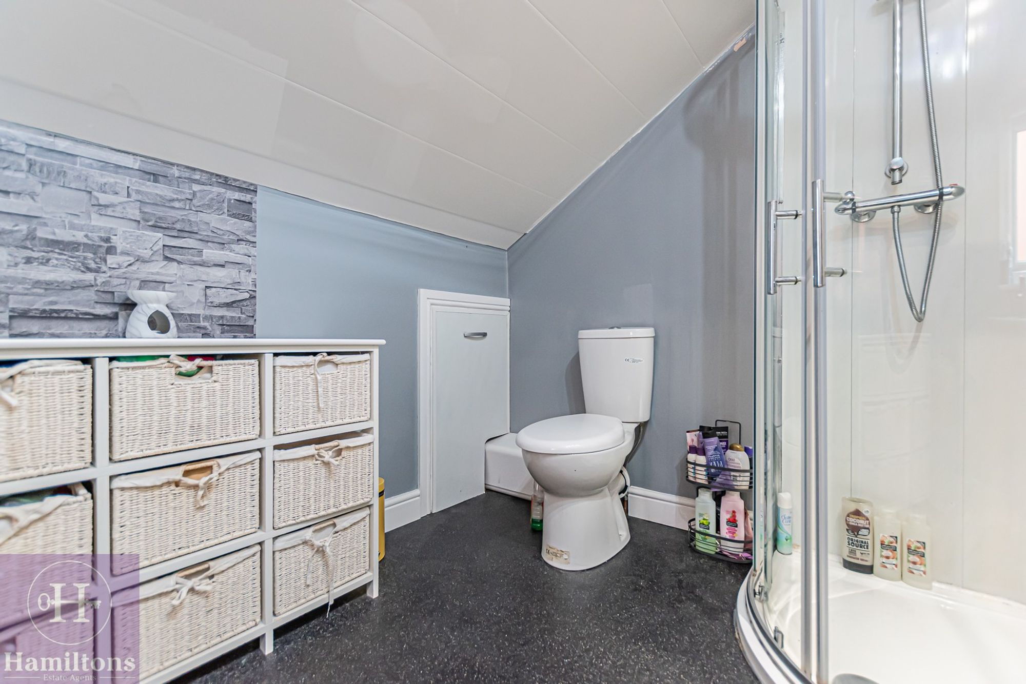 Broadwell Drive, Leigh