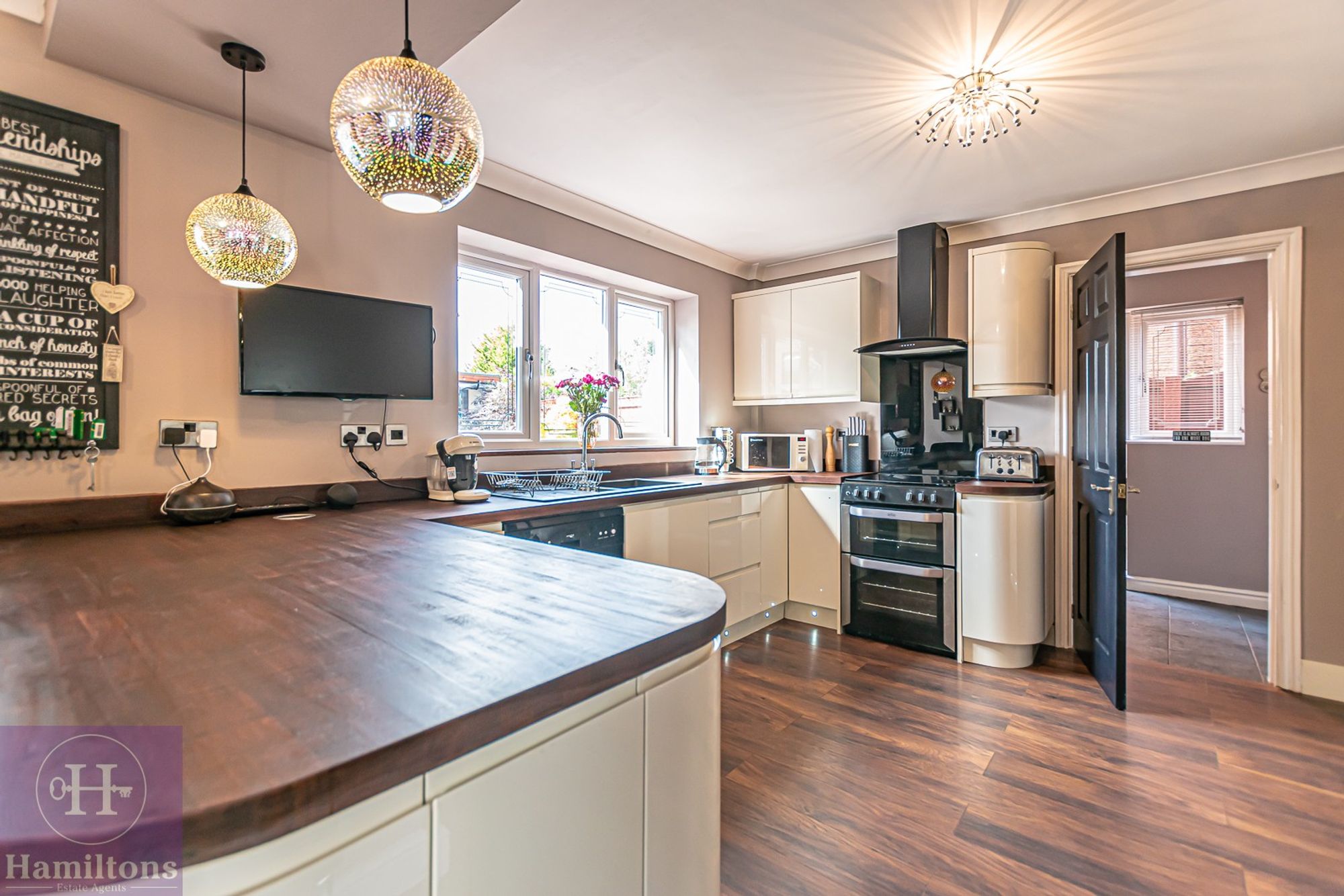 Broadwell Drive, Leigh