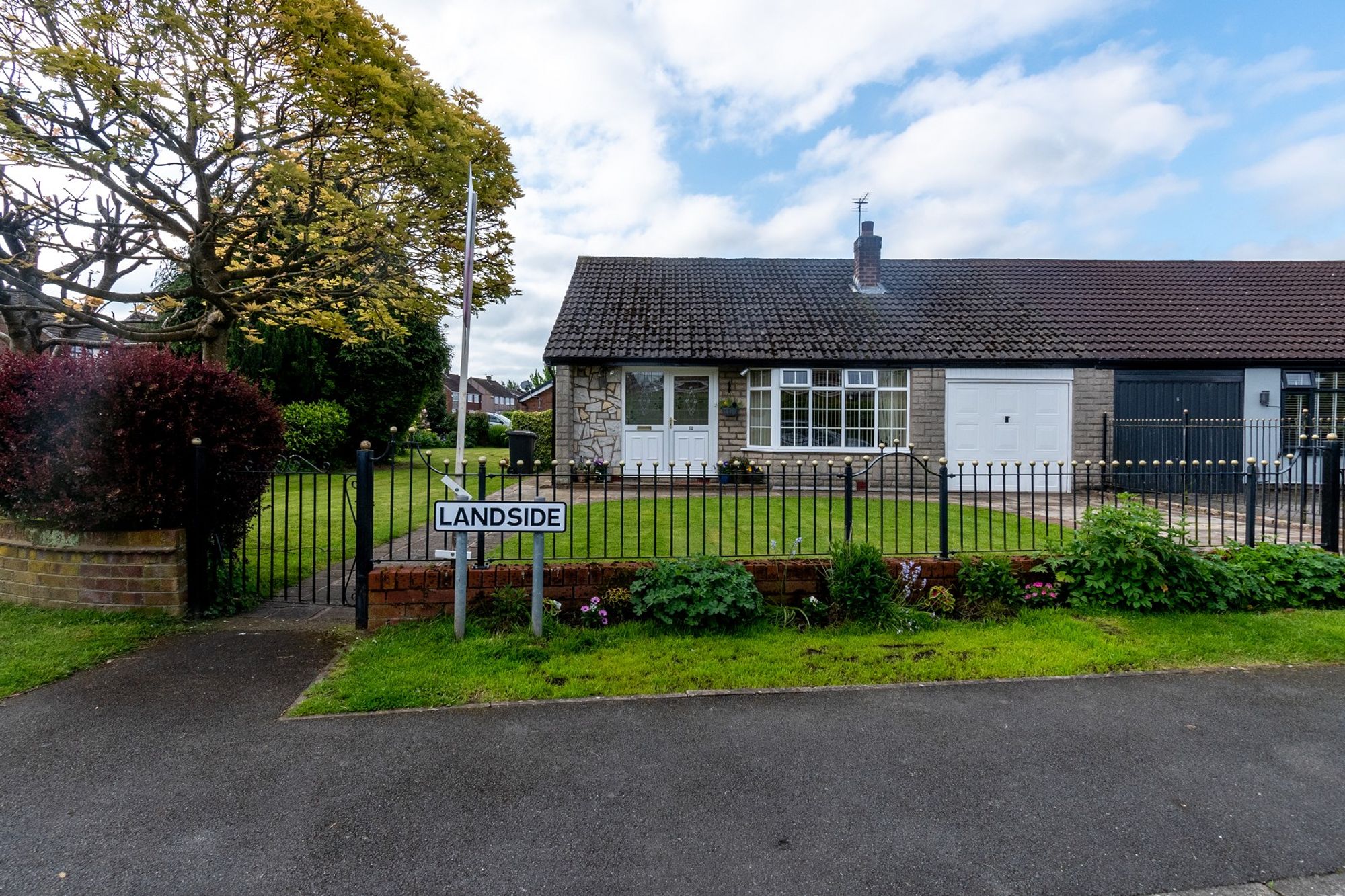 Landside, Leigh, WN7 Ashtons Estate Agency