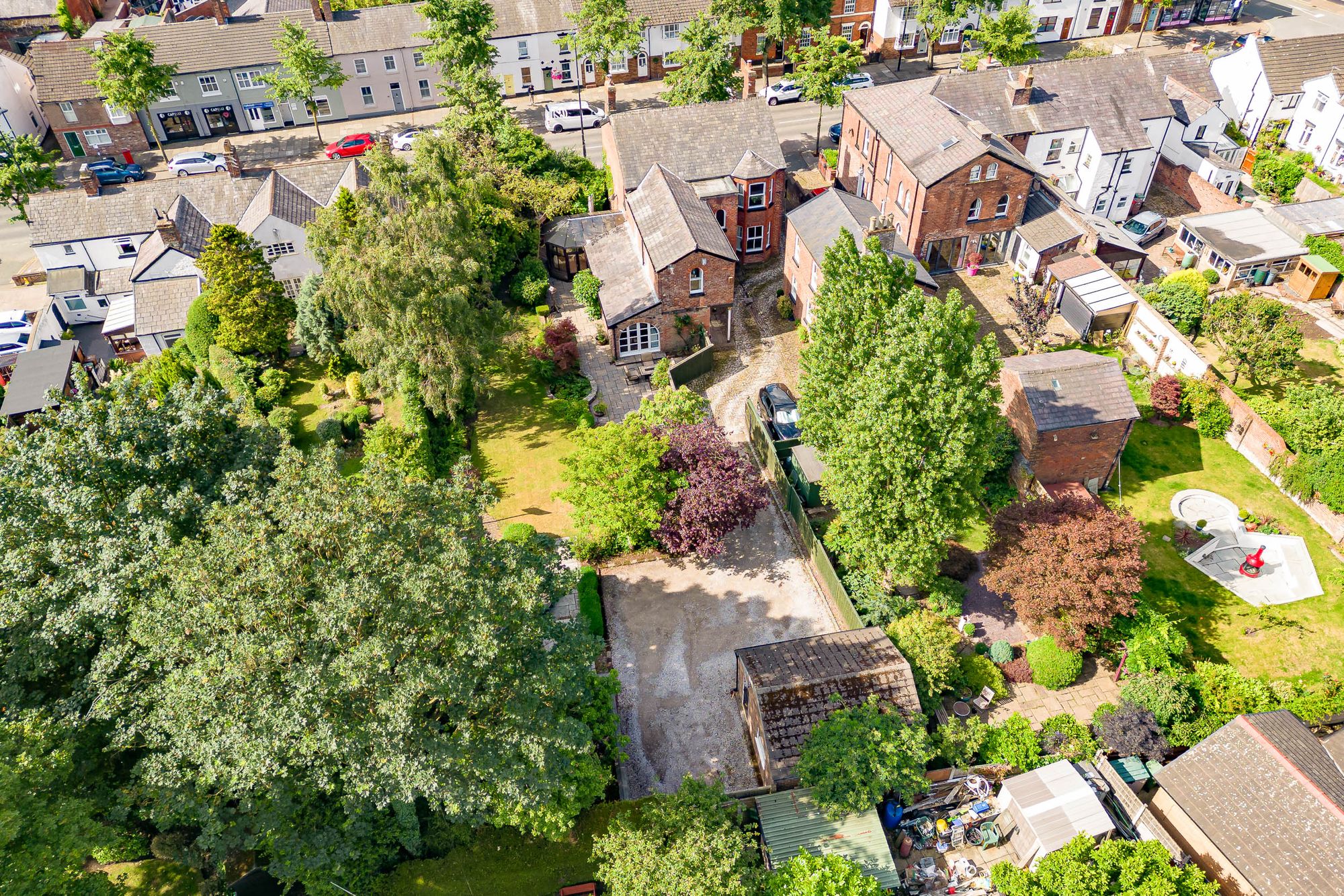 High Street, NewtonLeWillows, WA12 Ashtons Estate Agency